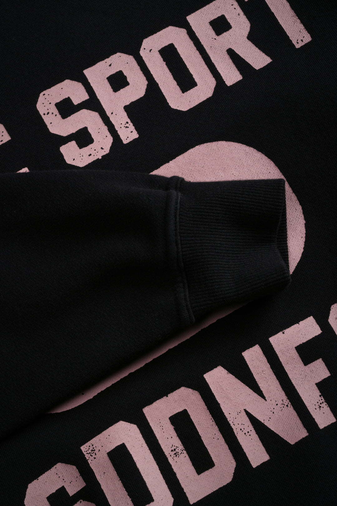 Wolves Forever London Crewneck in Black/Pink