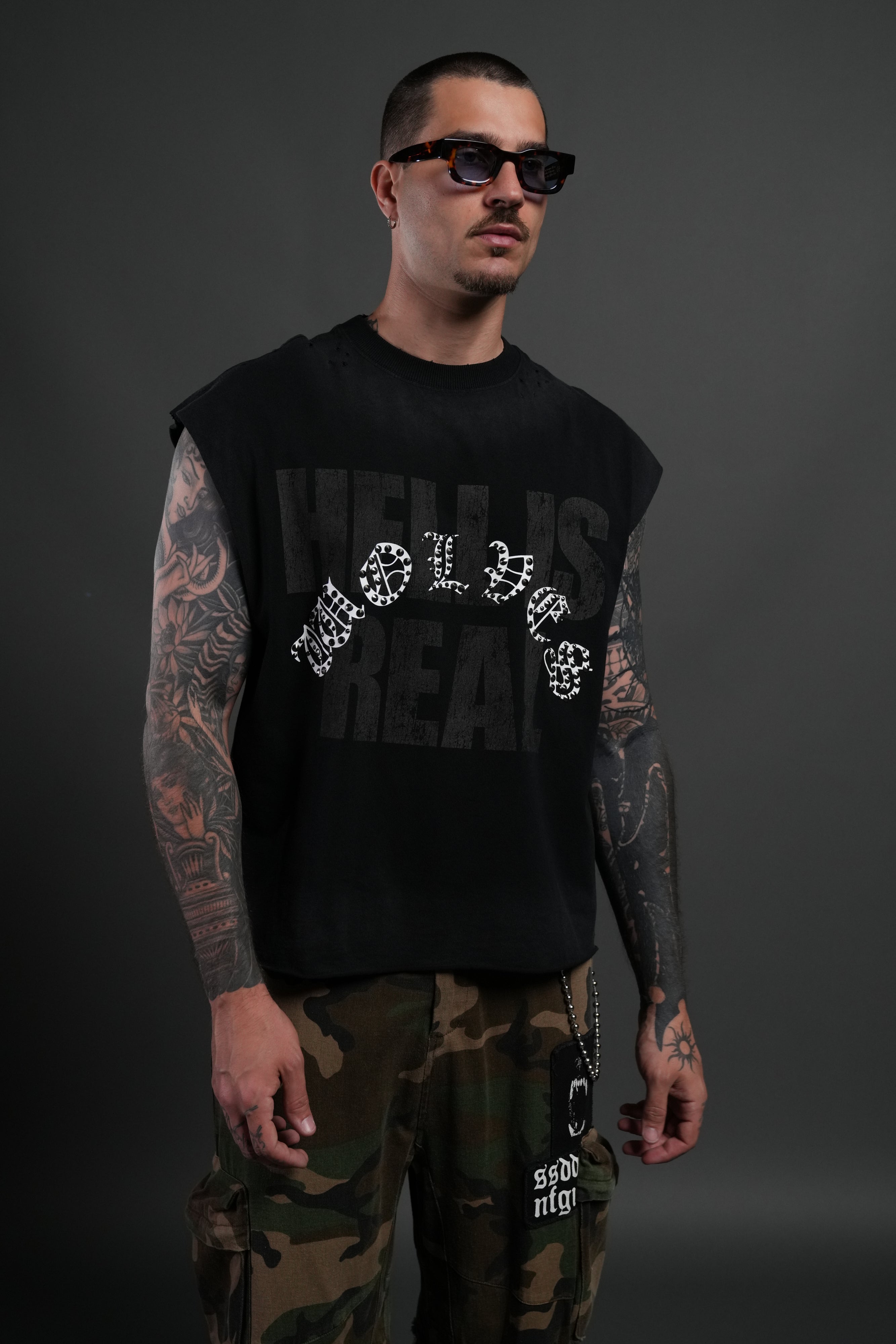 Hell is Real Distressed Grunge Mid-Length Raw Hem Muscle Tee in Black Drift Wash