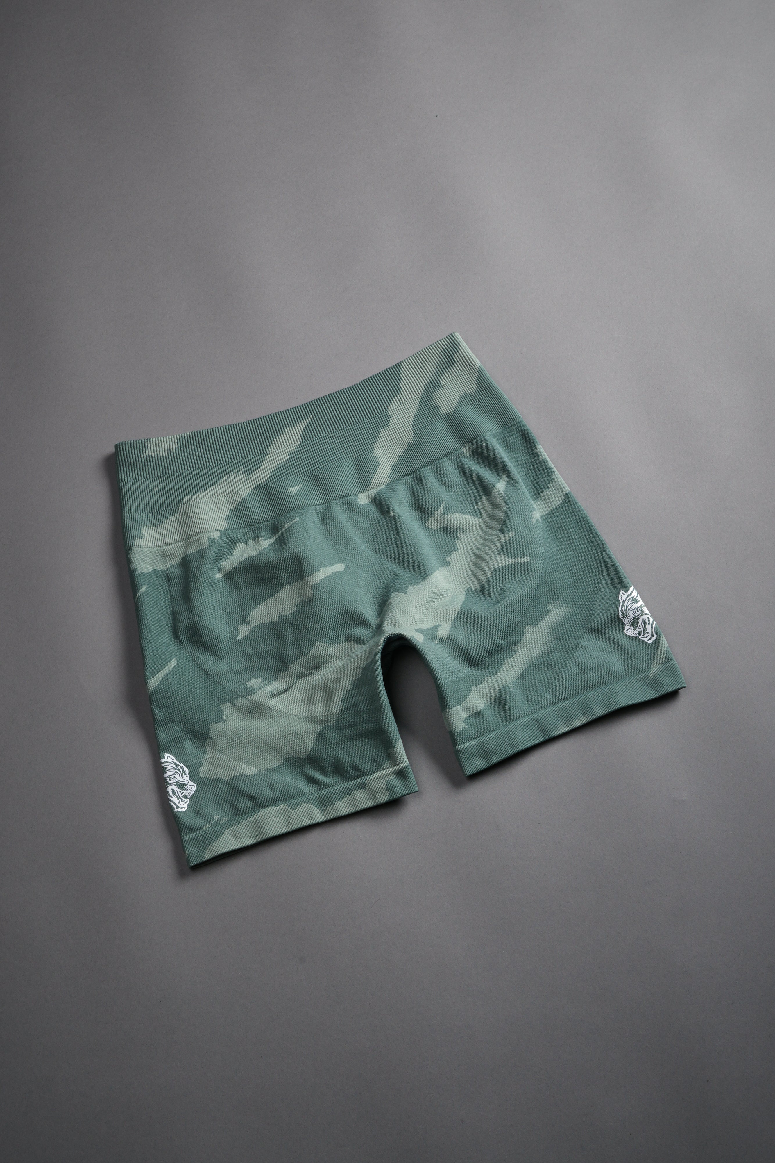 Dual Wolf Everson Seamless "Training" Shorts in Hunter Green Native Camo