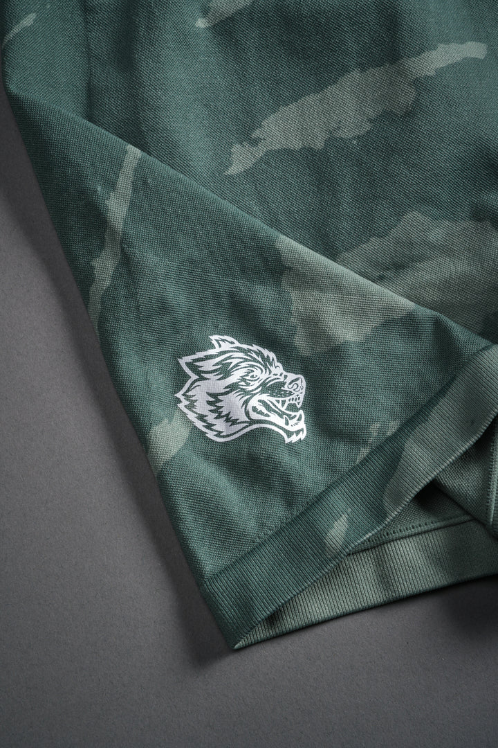 Dual Wolf Everson Seamless "Training" Shorts in Hunter Green Native Camo