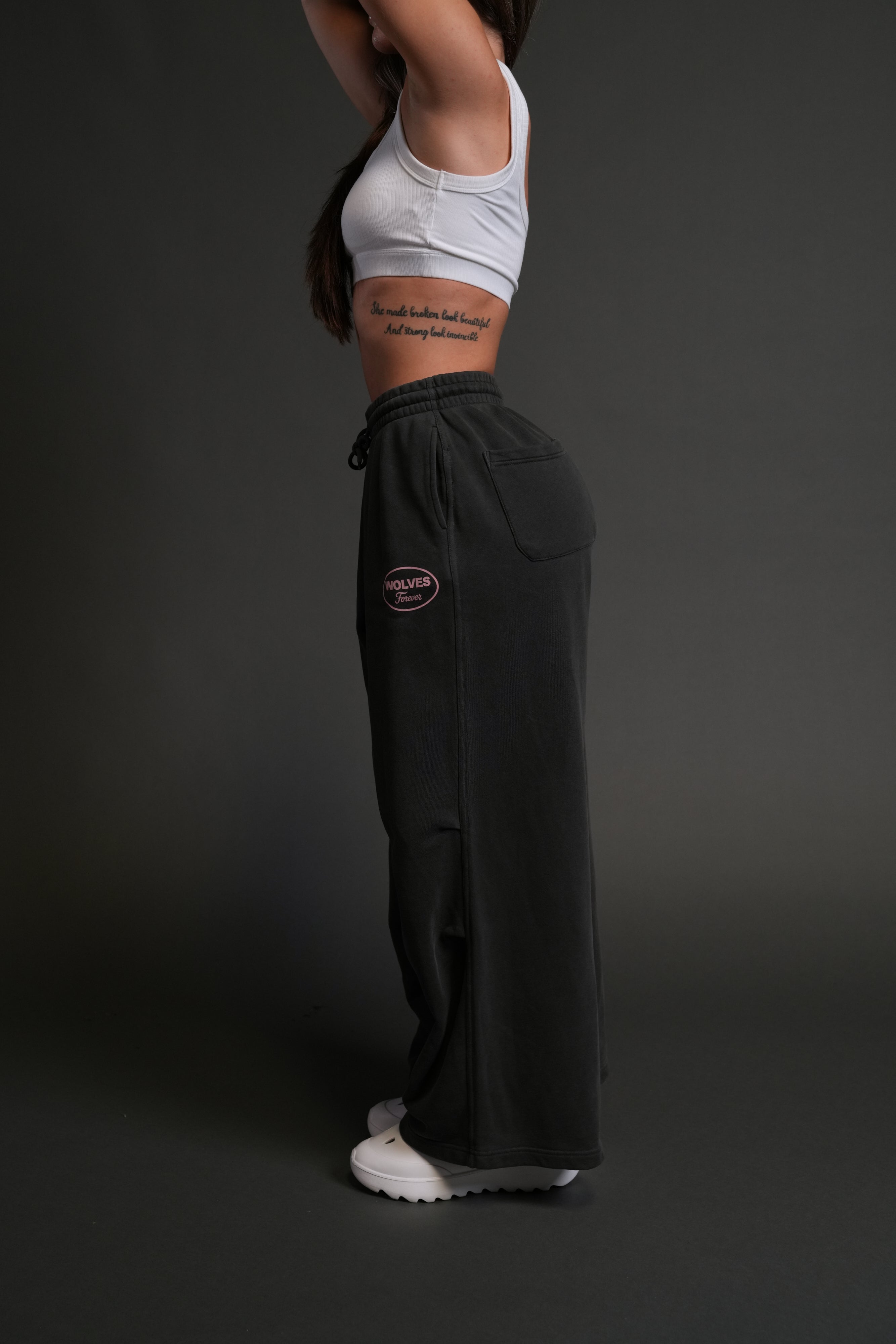 Our Time Mia Sweat Pants in Wolf Gray