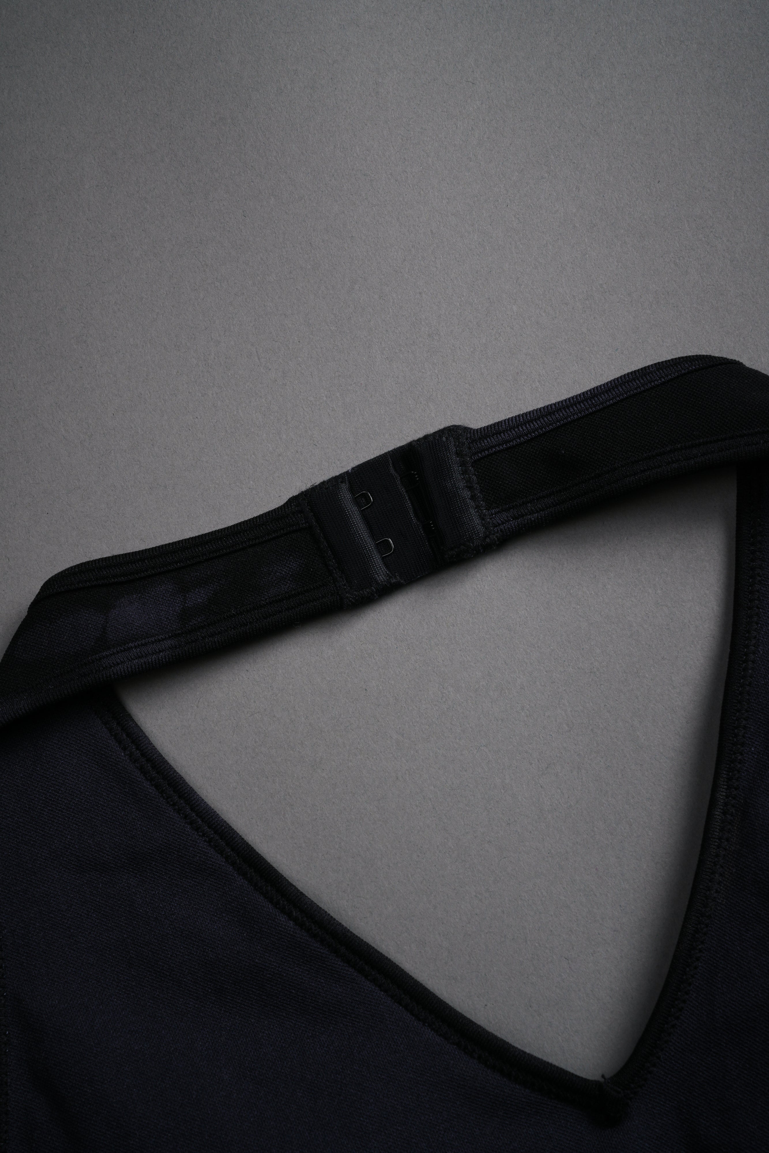 Chopper "Everson Seamless" Halter Bra in Black Tonal Serpent