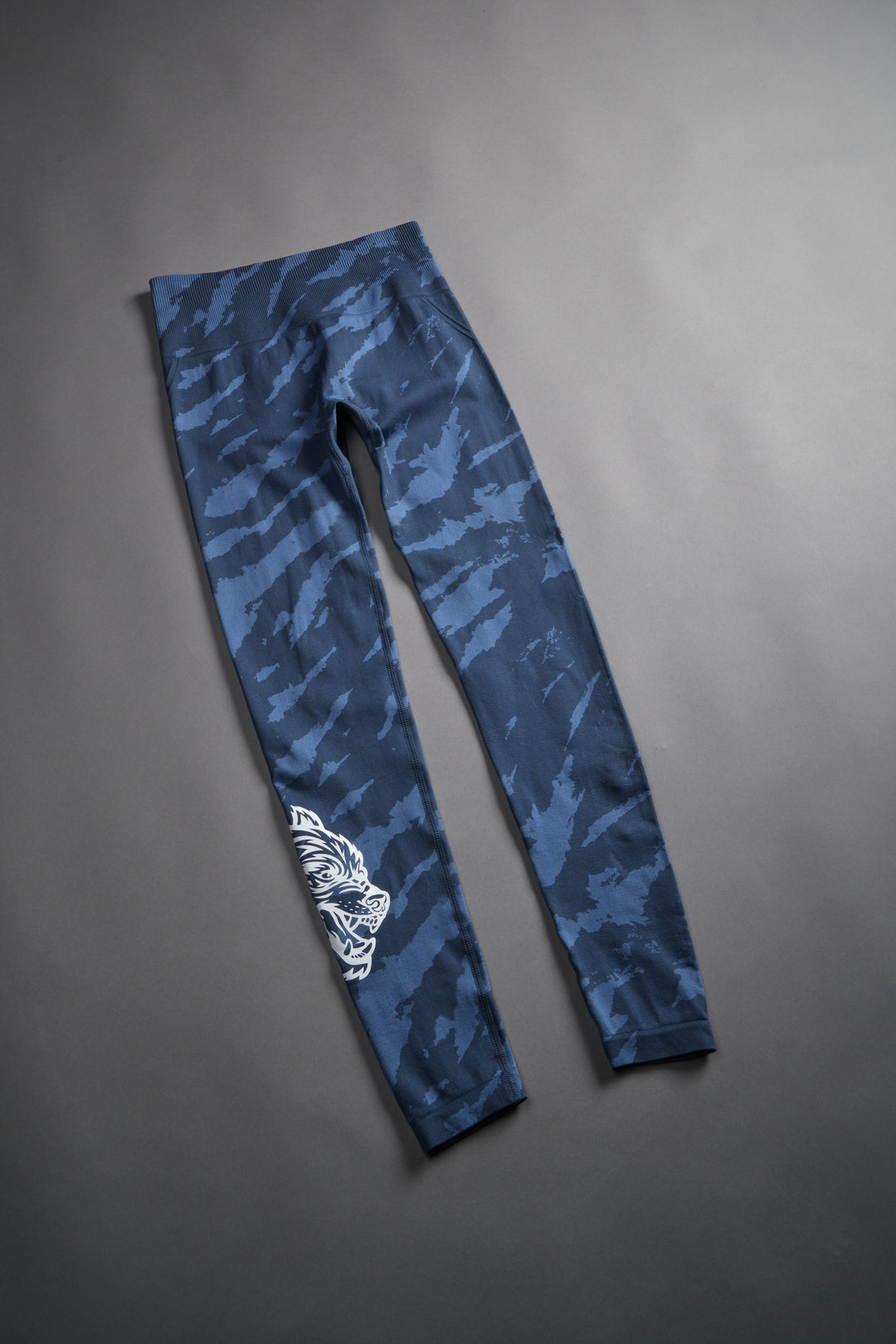 Big Wolf "Everson" Huxley Scrunch Leggings in Ocean Blue Native Camo