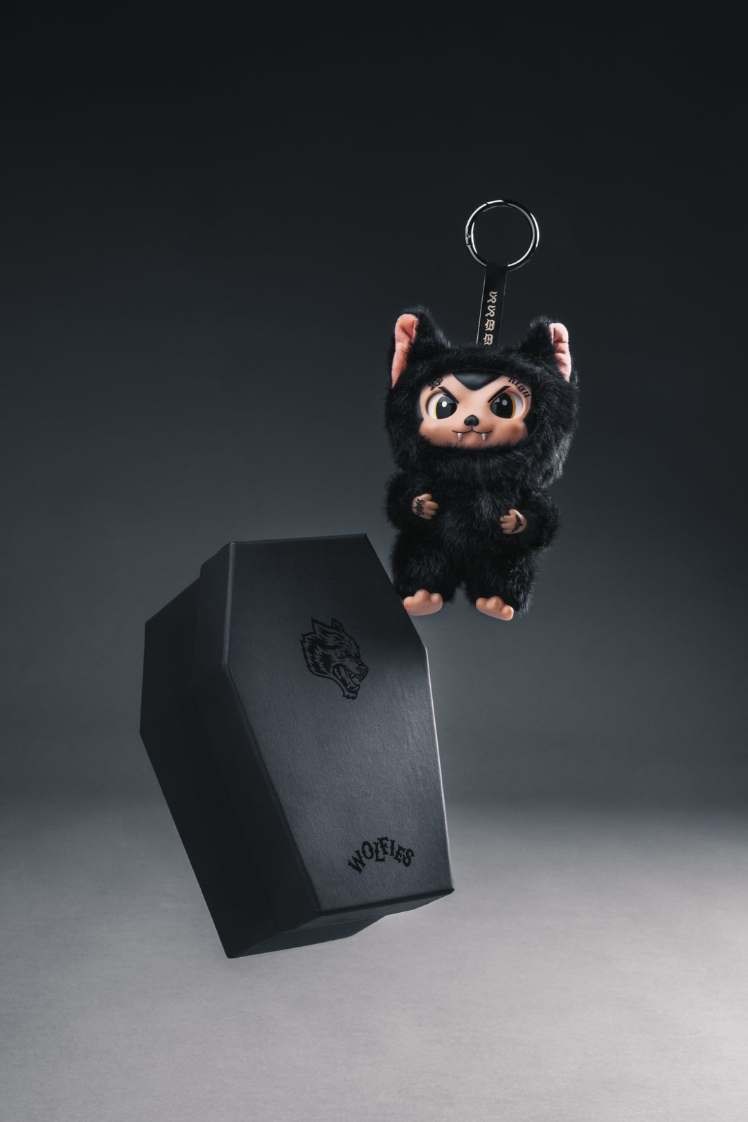 Darc Sport Icons Michael Wolfie in Black