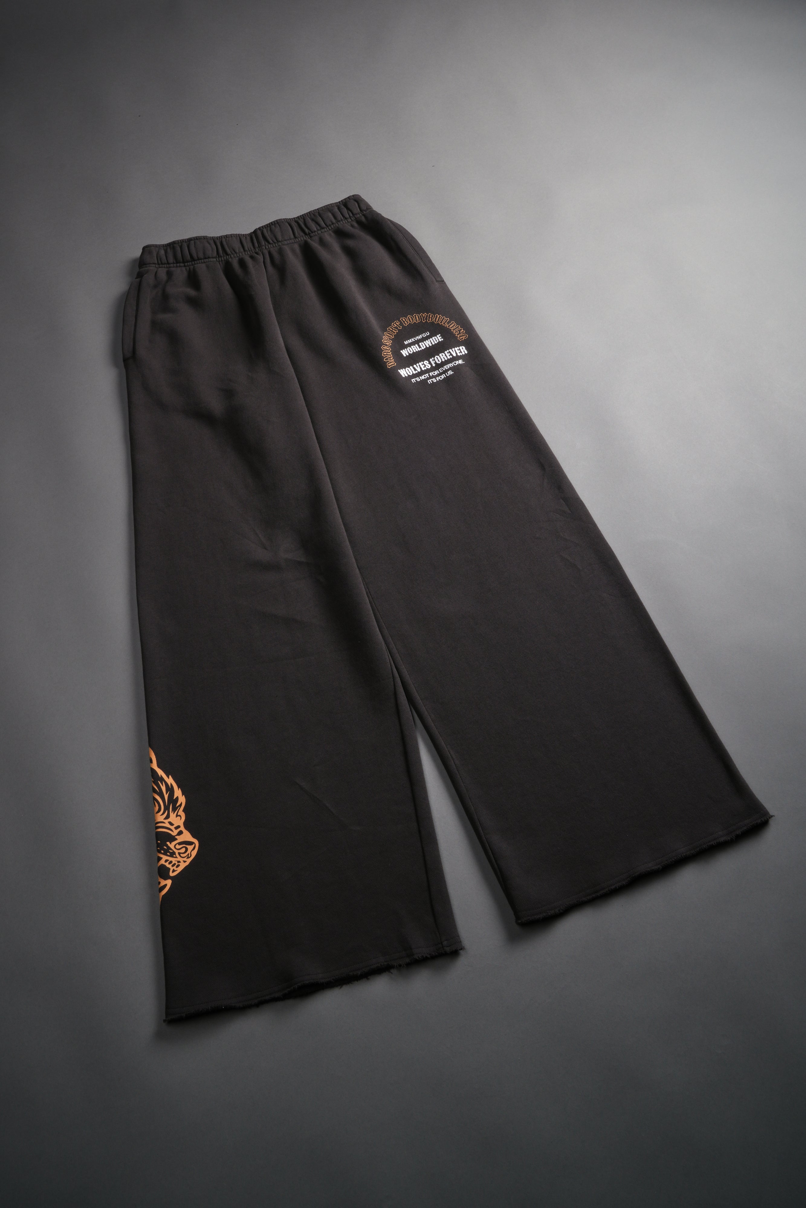 Iron Wolves Durst Sweats V2 in Wolf Gray