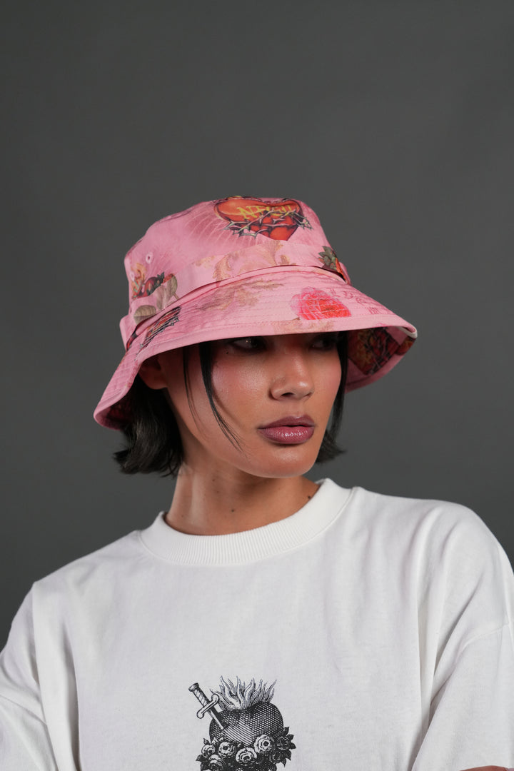 Wolf Patch V2 Boonie Bucket Hat in Corazon de Devocion