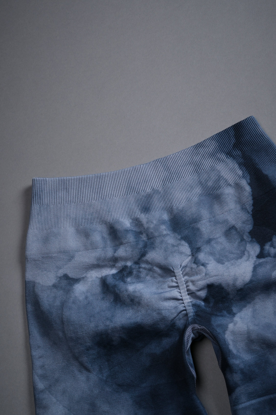 Wolves Pyramid Everson Seamless "Training" Shorts in Darc Blue Ghost Clouds