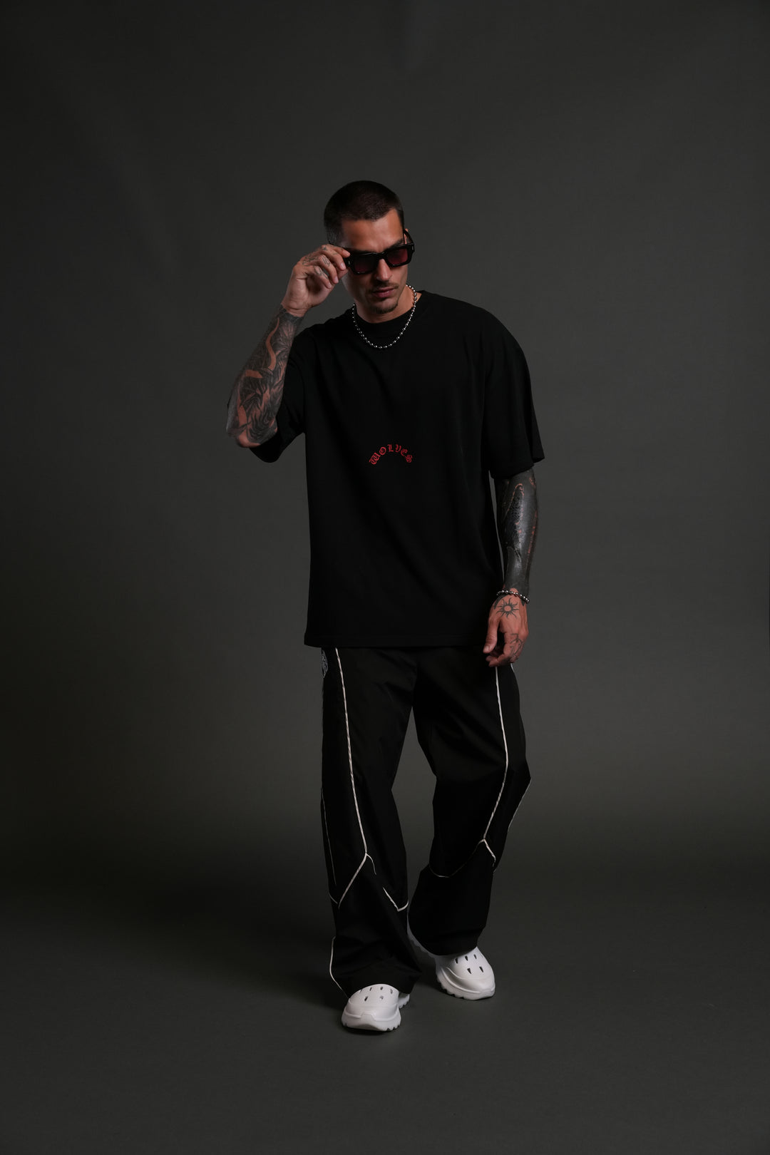 The Wolves & The Moth "Premium" Oversized Tee in Black