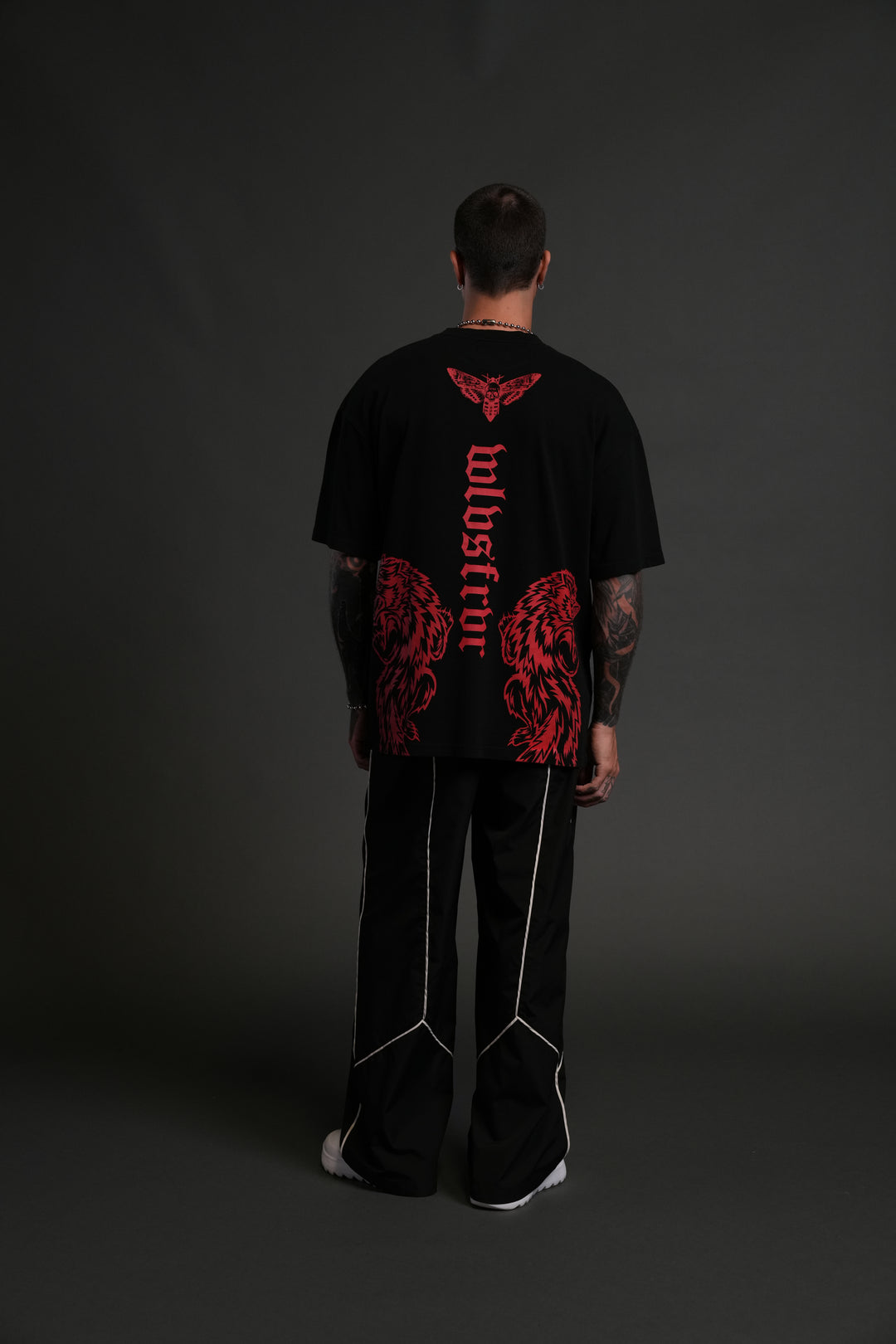 The Wolves & The Moth "Premium" Oversized Tee in Black