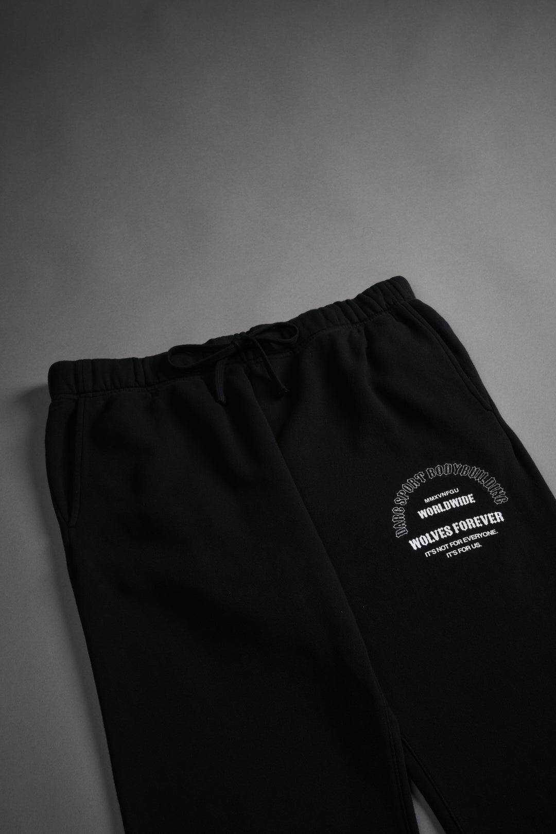 Iron Wolves Bigelow Sweat Pants in Black