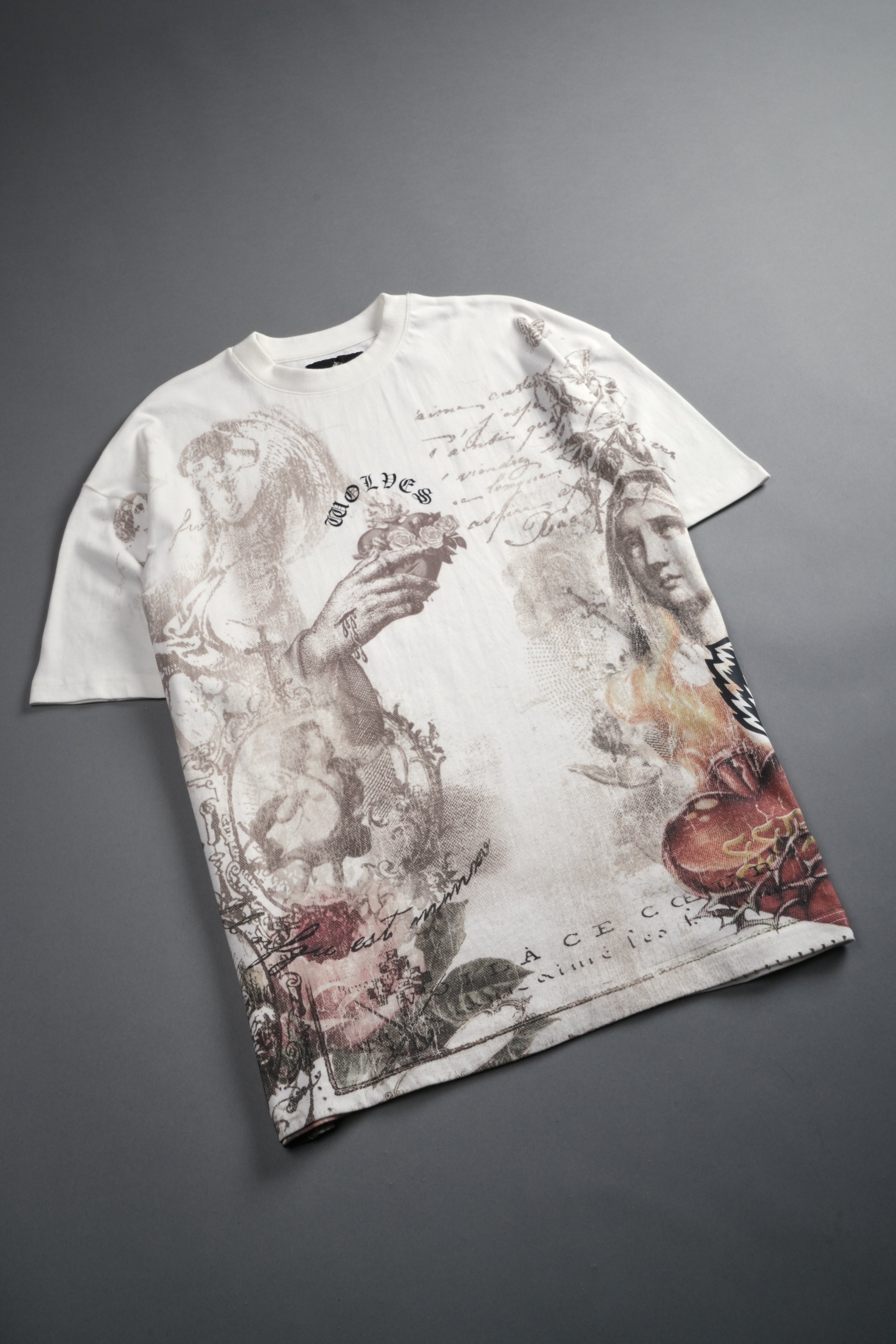 Heart of Thorns Premium Oversized Tee in Cream