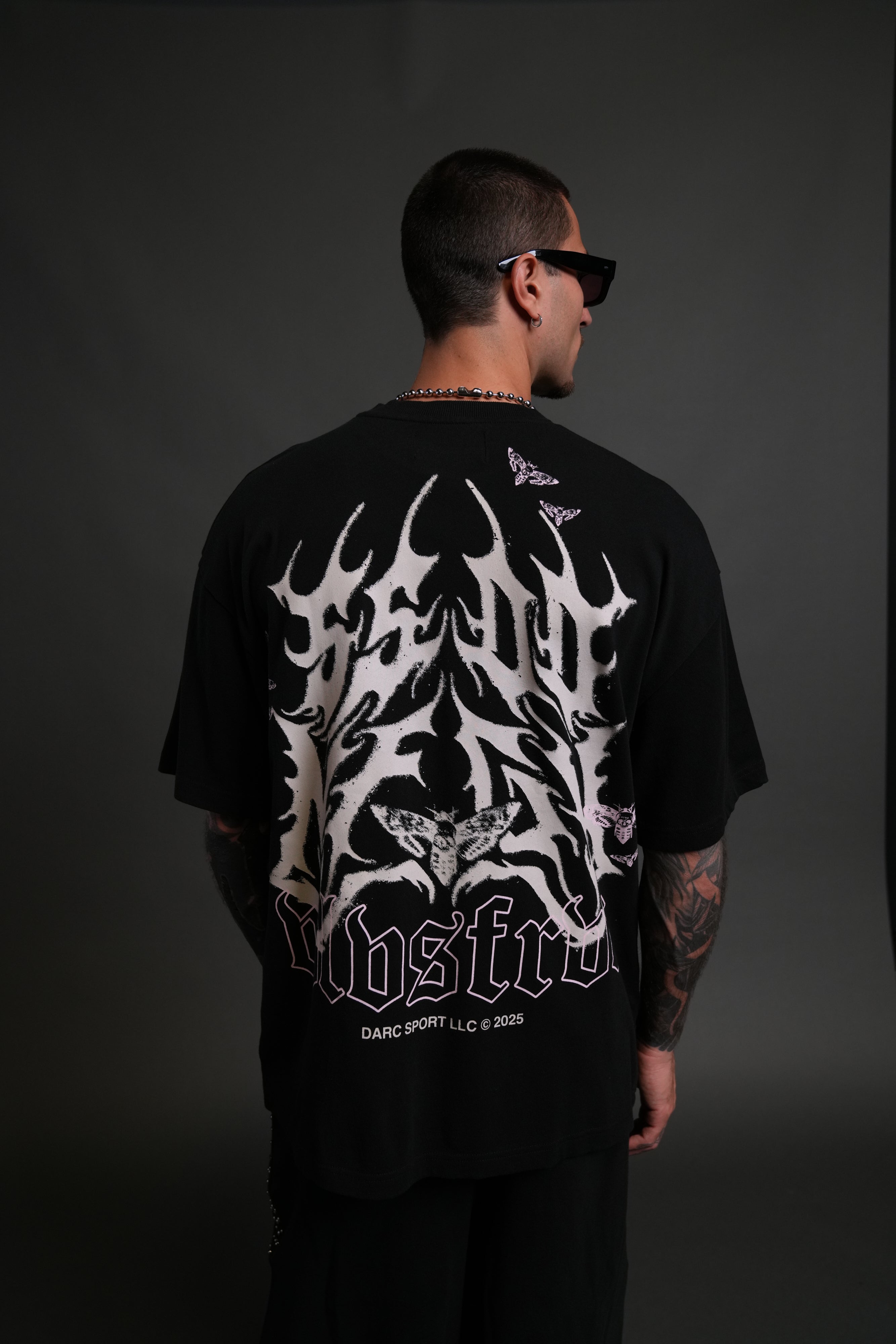 SSDDNFGU Hesh Unisex "Premium" Oversized Tee in Black