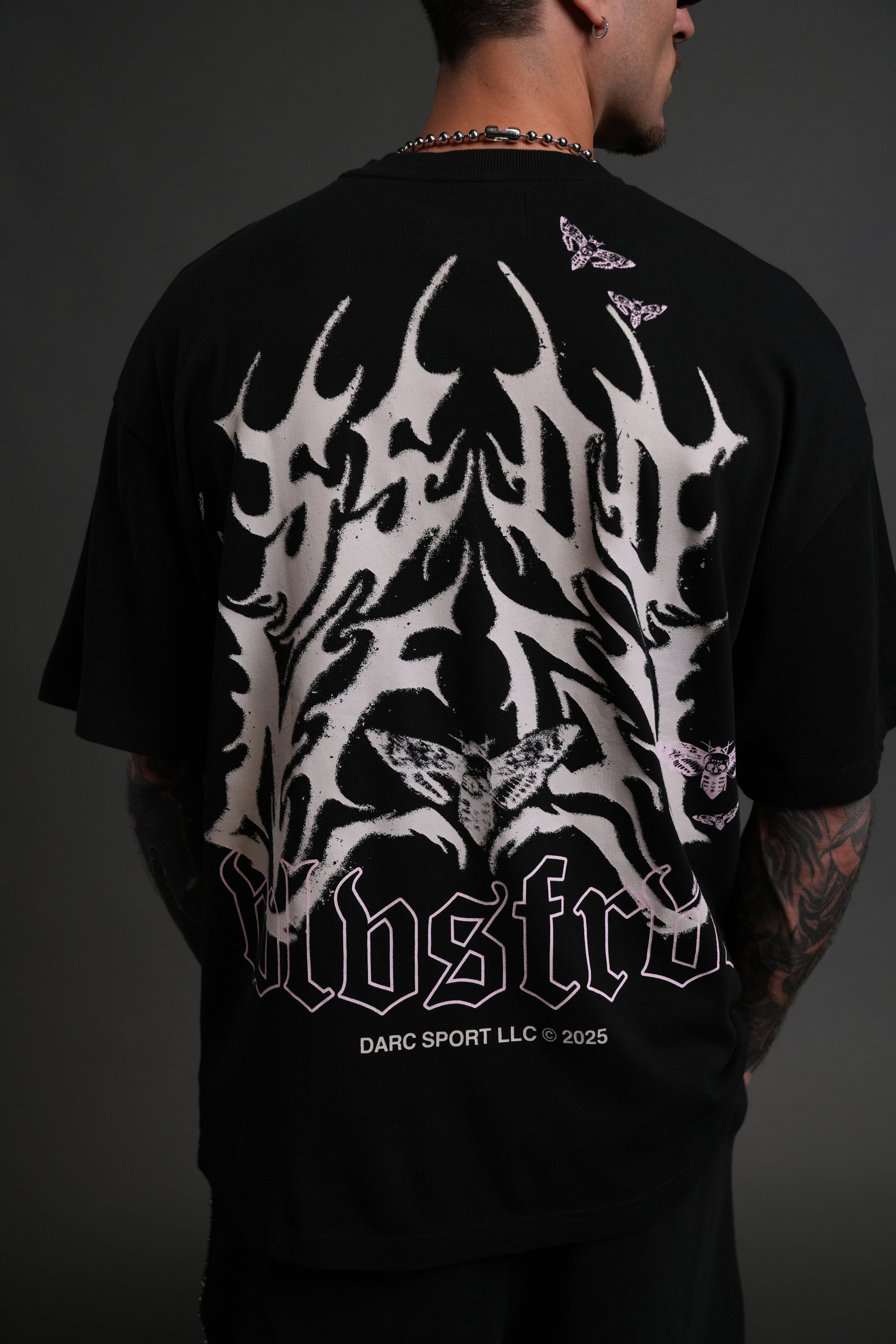 SSDDNFGU Hesh Unisex "Premium" Oversized Tee in Black