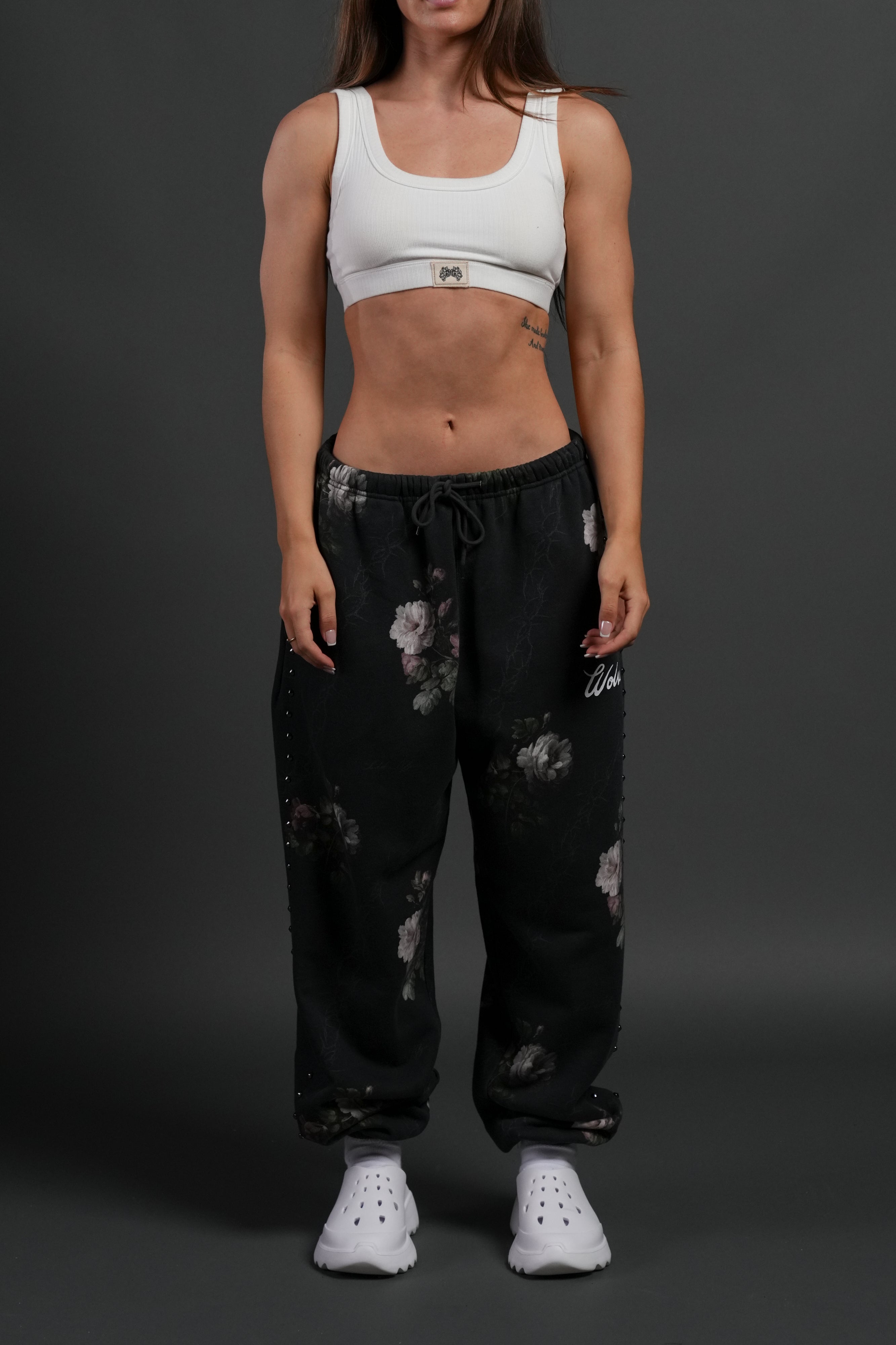 Rose Thorn Lightweight Lounger Sweat Pants in Black Rose Thorn