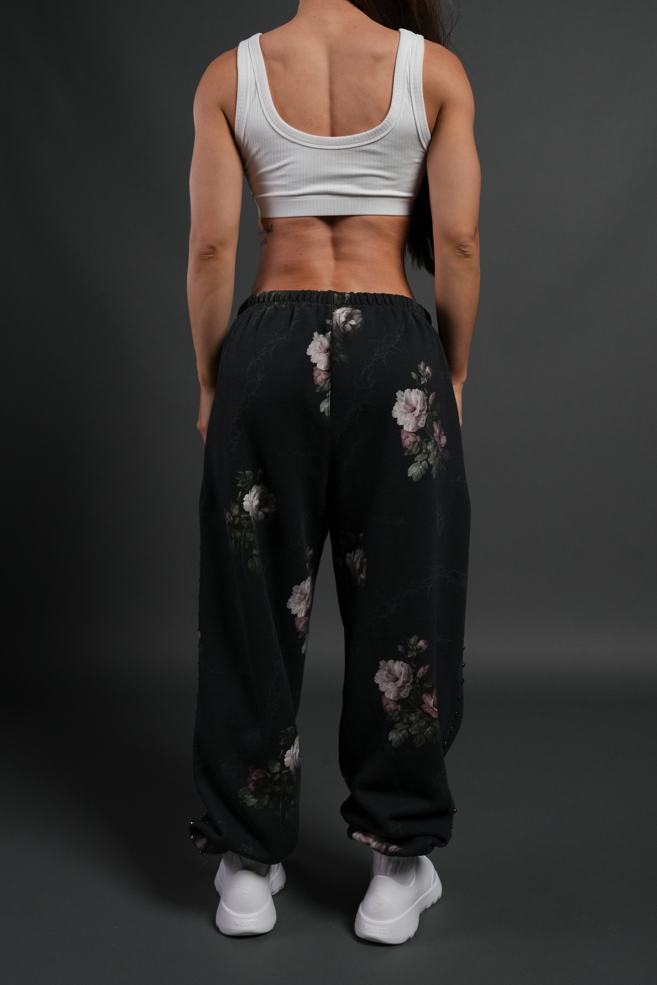 Rose Thorn Lightweight Lounger Sweat Pants in Black Rose Thorn