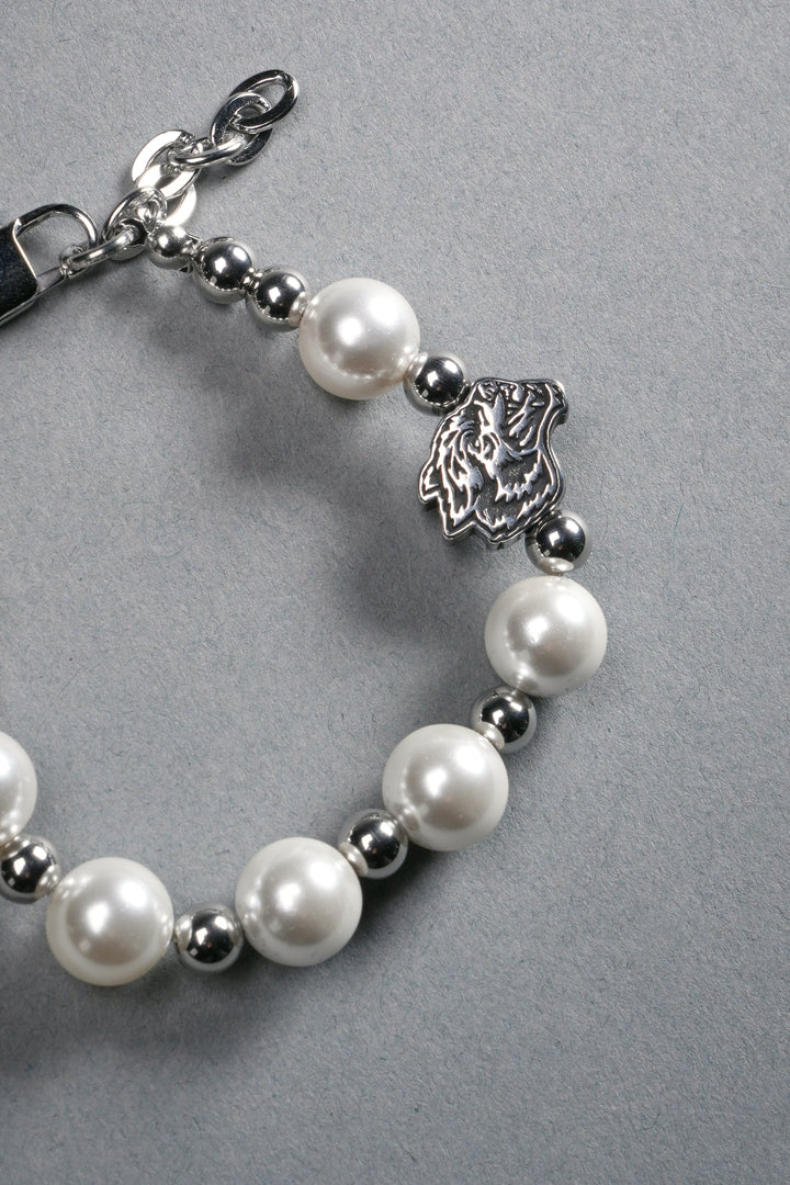 She Wolf Head Bracelet in Pearl