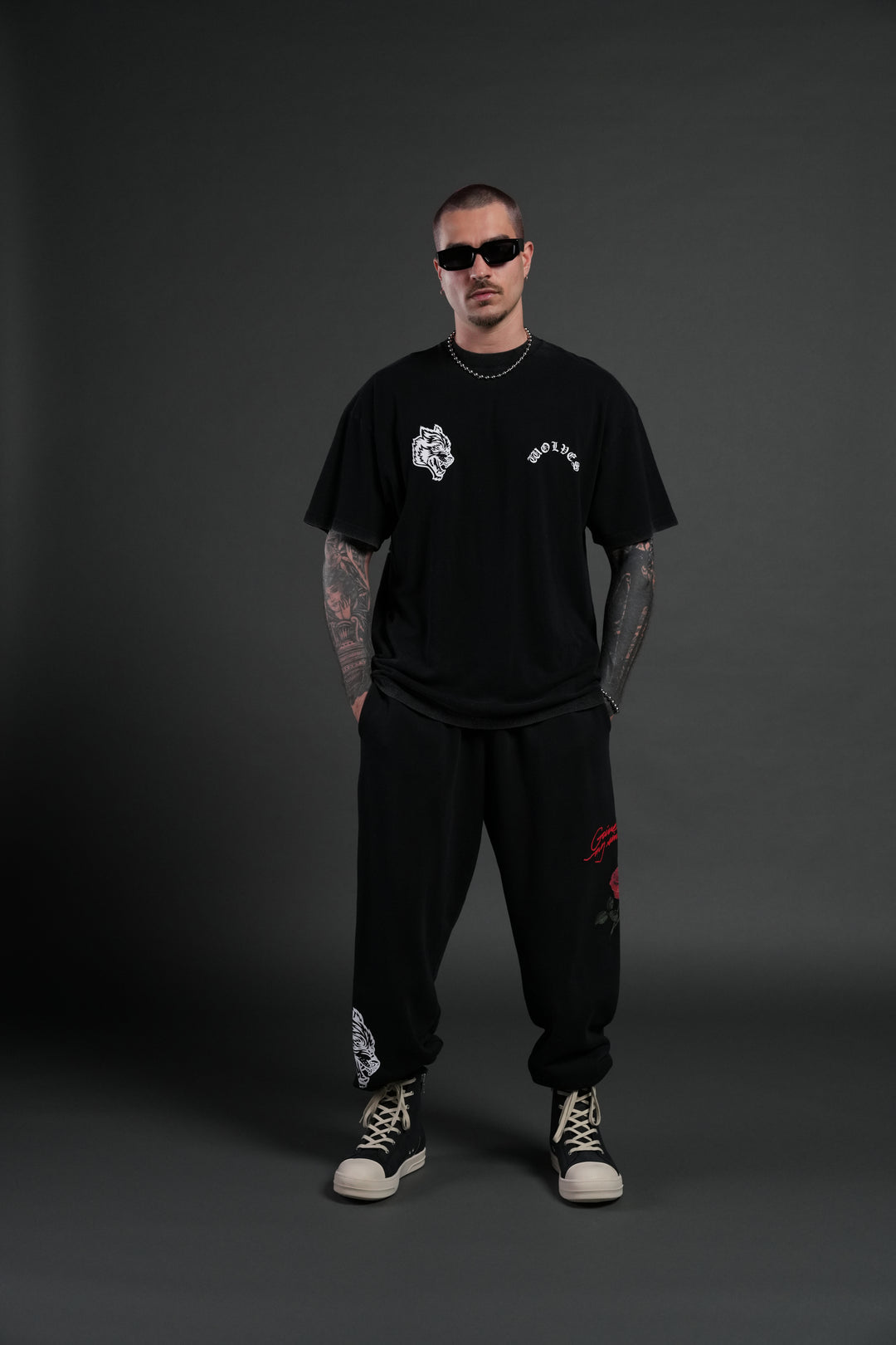 Crossed Hearts Premium Oversized Tee in Black