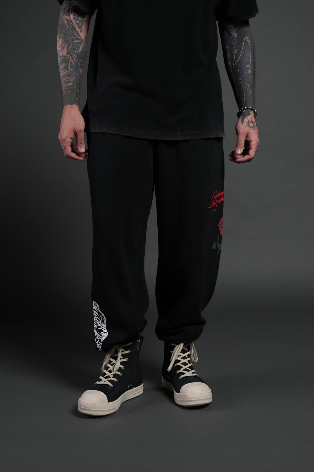 Sin Again Unisex Lightweight Lounger Sweat Pants in Black