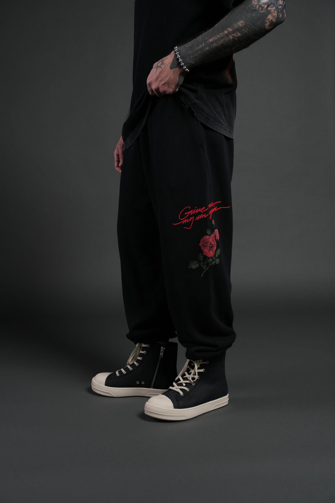 Sin Again Unisex Lightweight Lounger Sweat Pants in Black