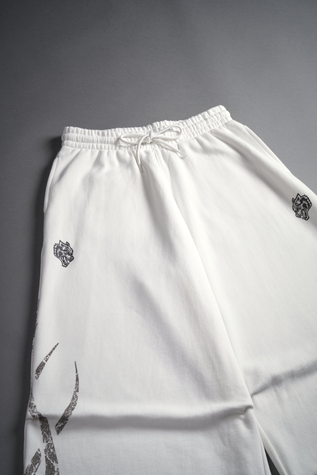 Finite Flame She Mia Cargo Sweat Pants in Cream