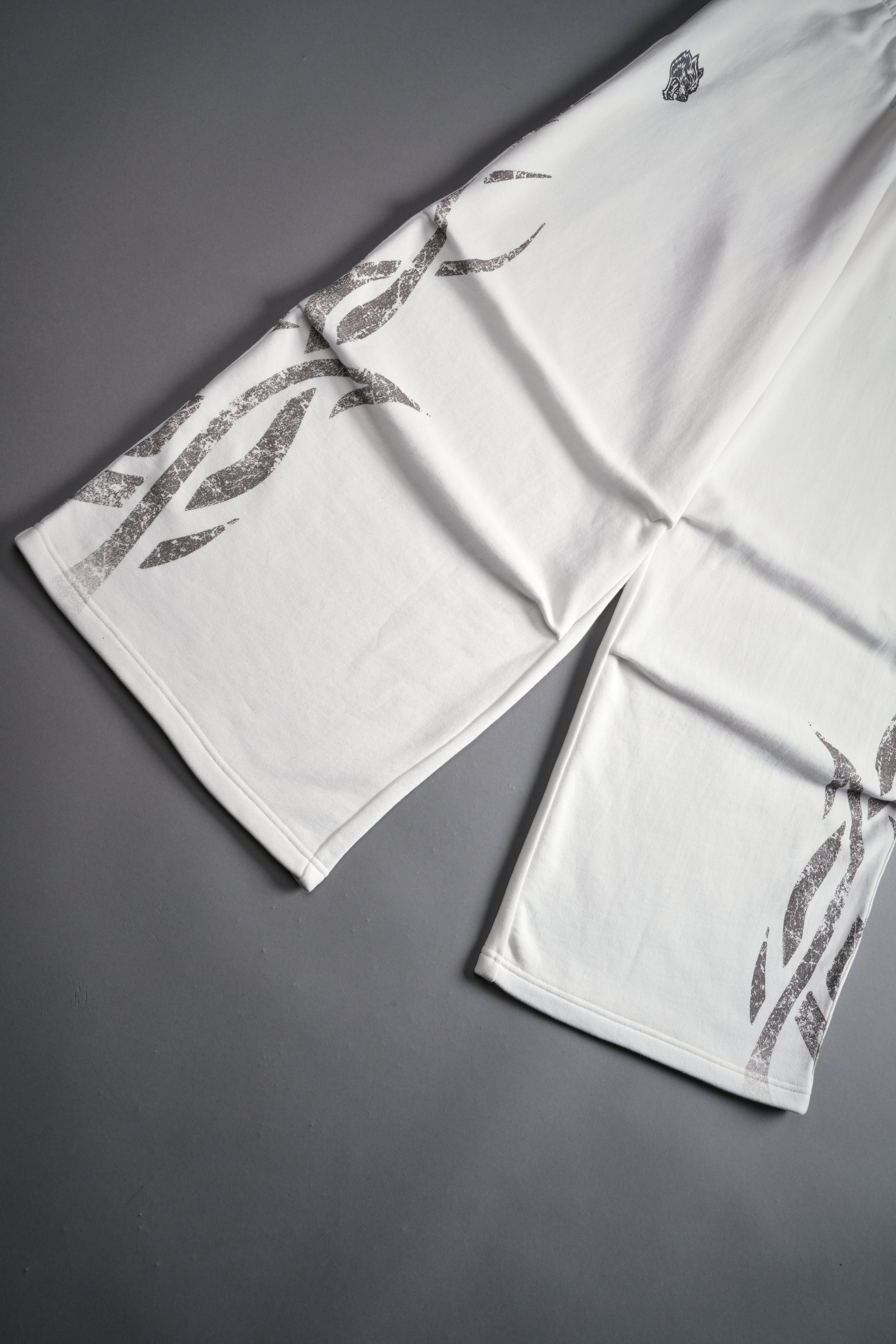 Finite Flame She Mia Cargo Sweat Pants in Cream