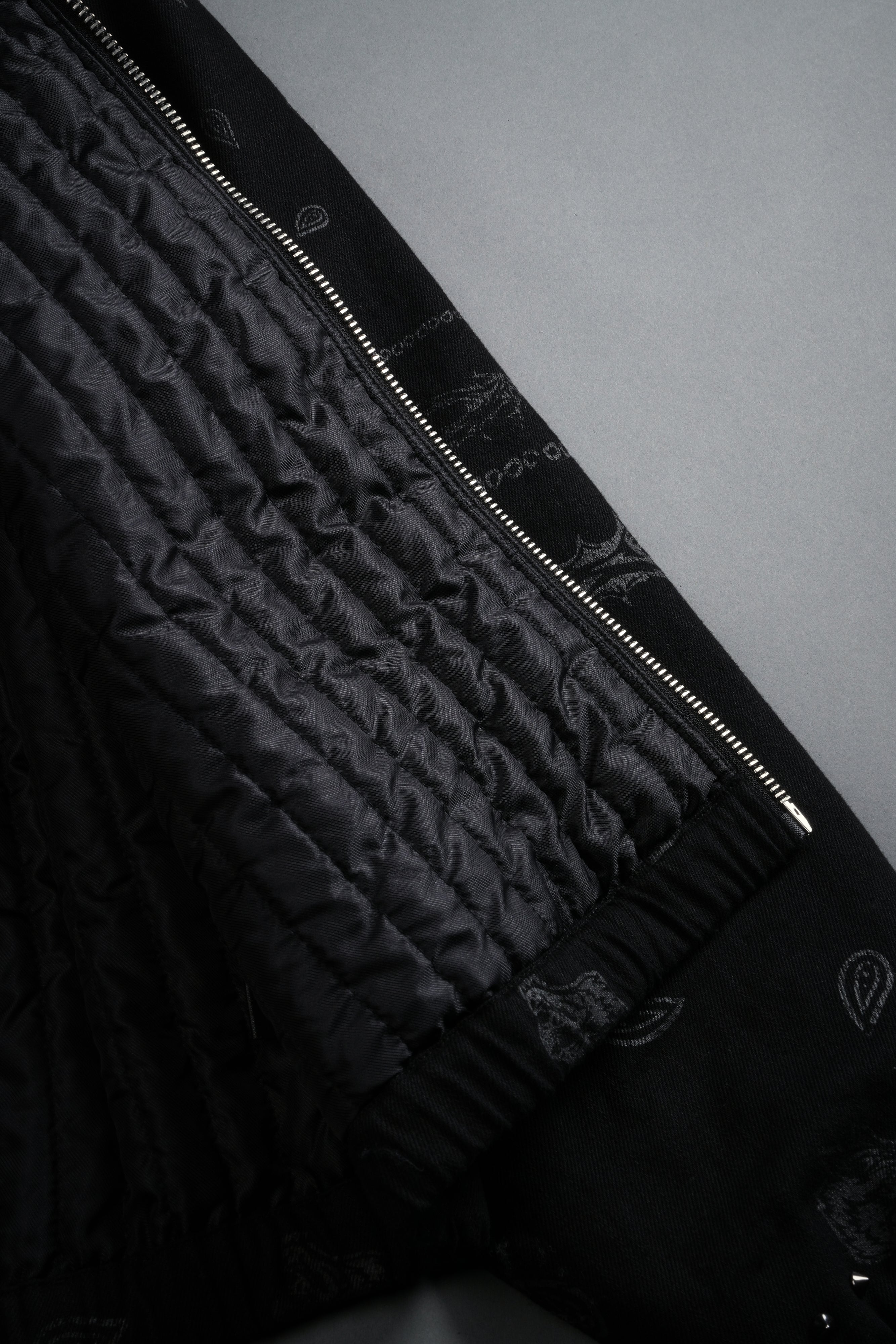 Darc Sport Wolves Club Calaway Jacket in Black Thorn Paisley