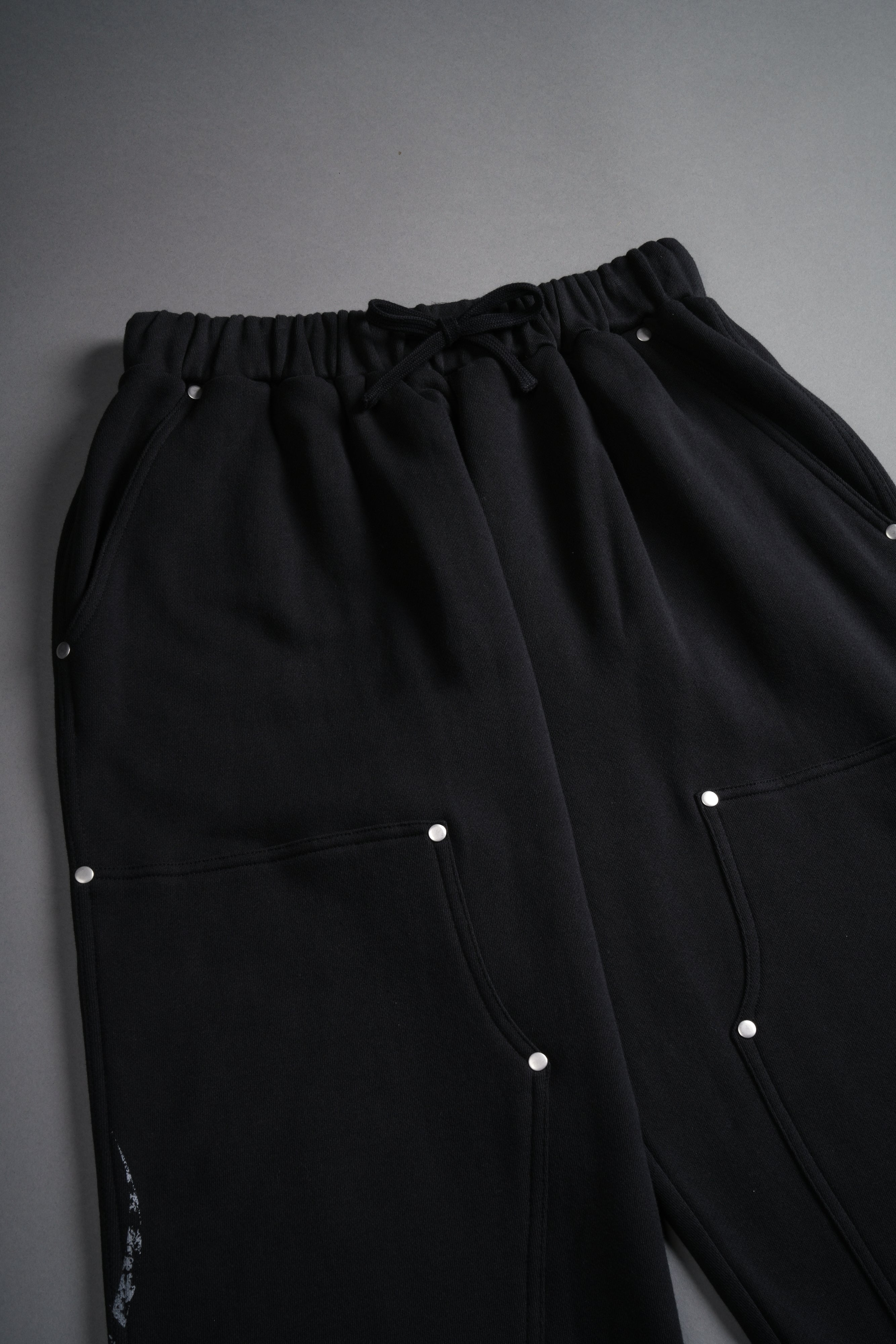 Finite Flame Rivet Fleece Sweat Pants in Black