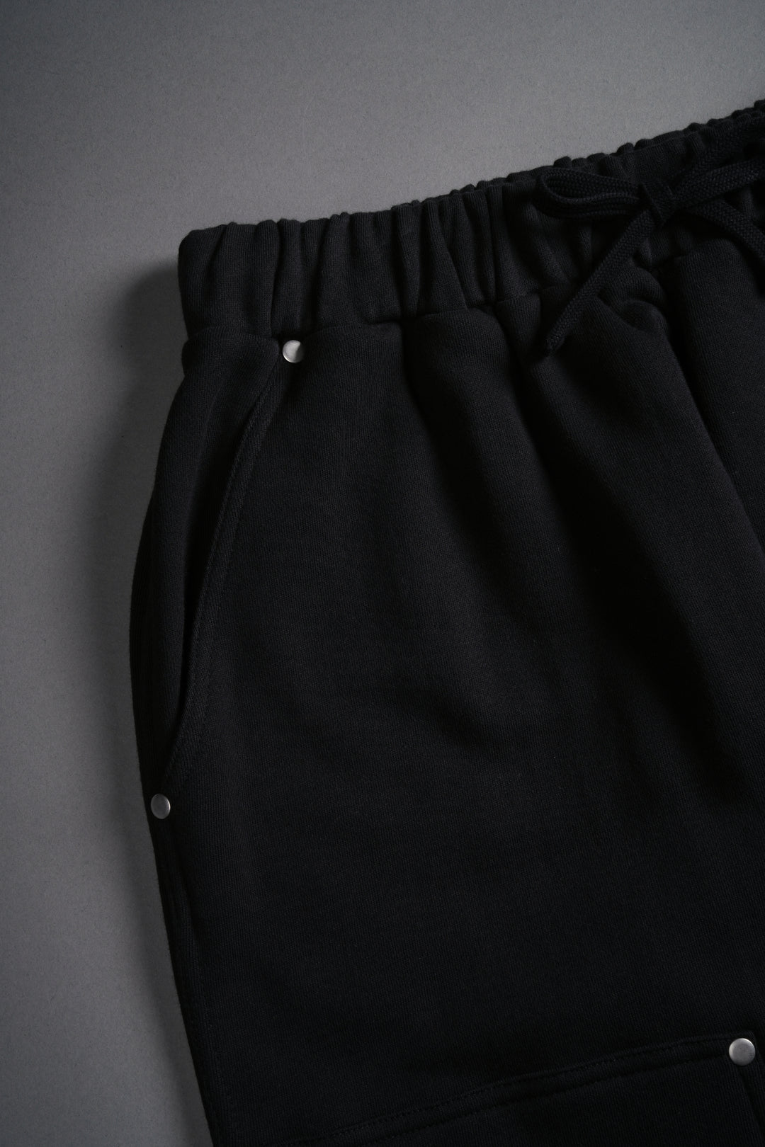 Finite Flame Rivet Fleece Sweat Pants in Black