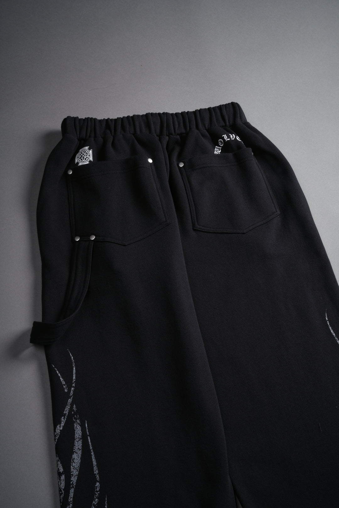 Finite Flame Rivet Fleece Sweat Pants in Black