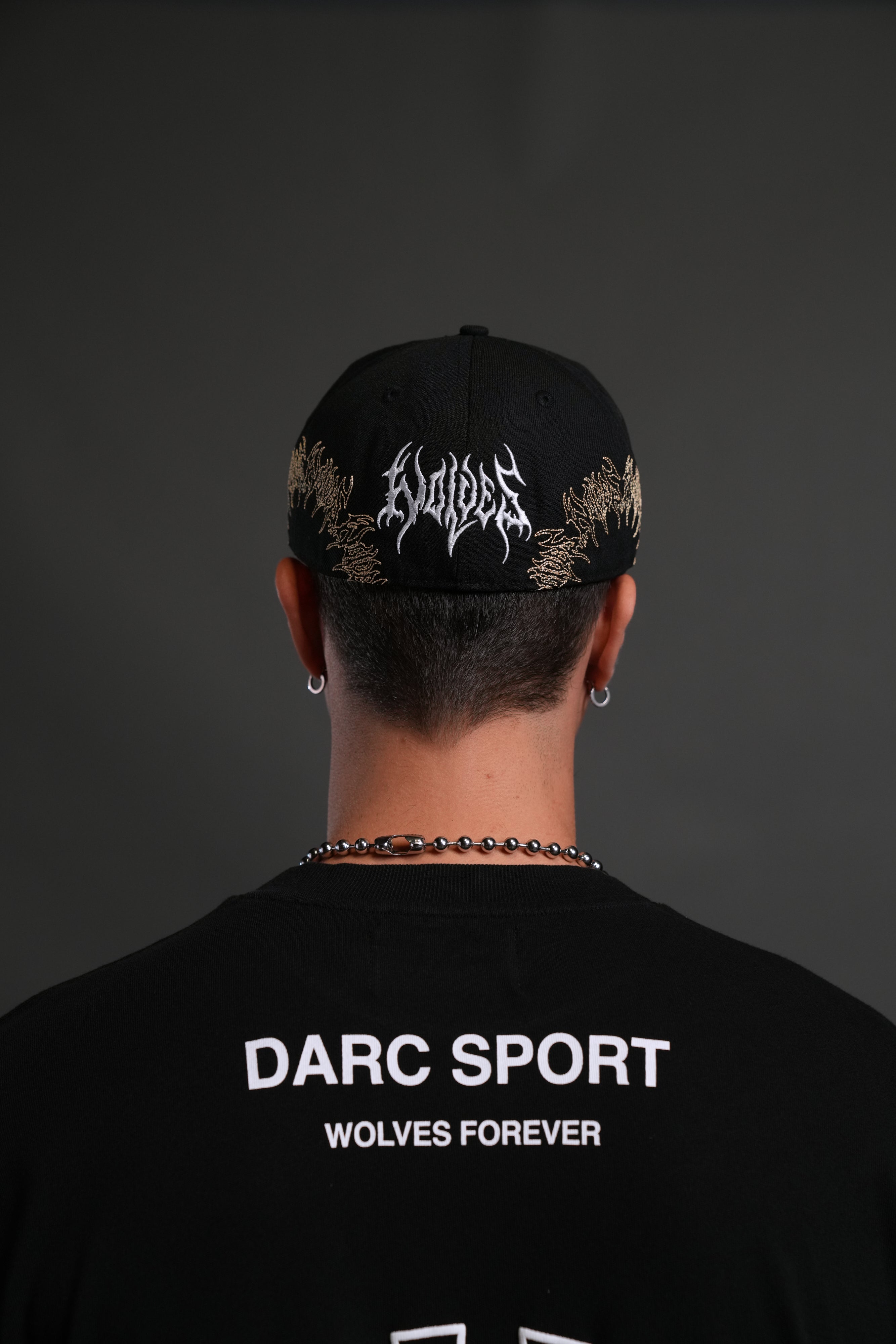 Hesh Core Fitted Cap in Black