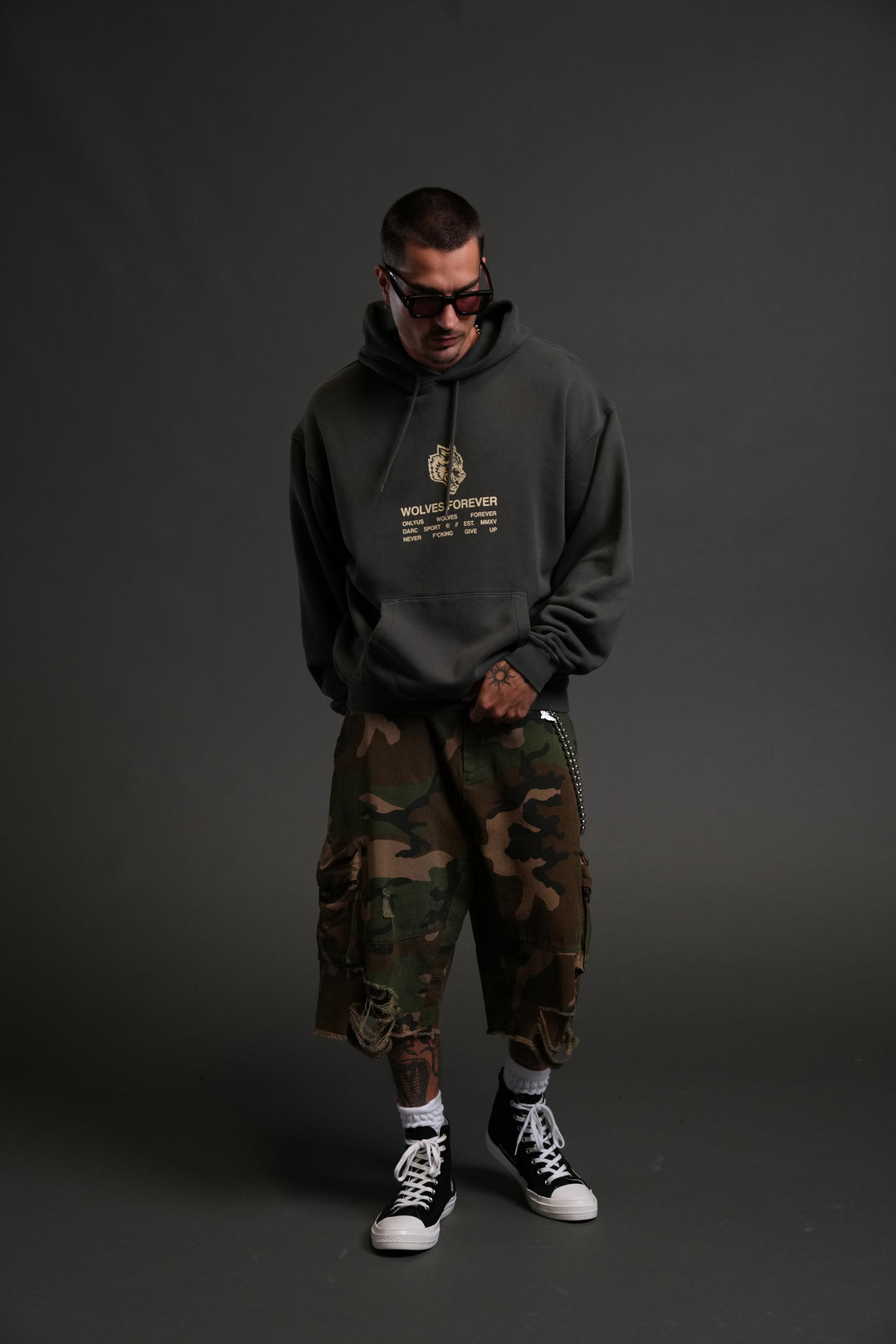 Wolves Have Your Back "Bishop" Hoodie in Wolf Gray Halo Wash
