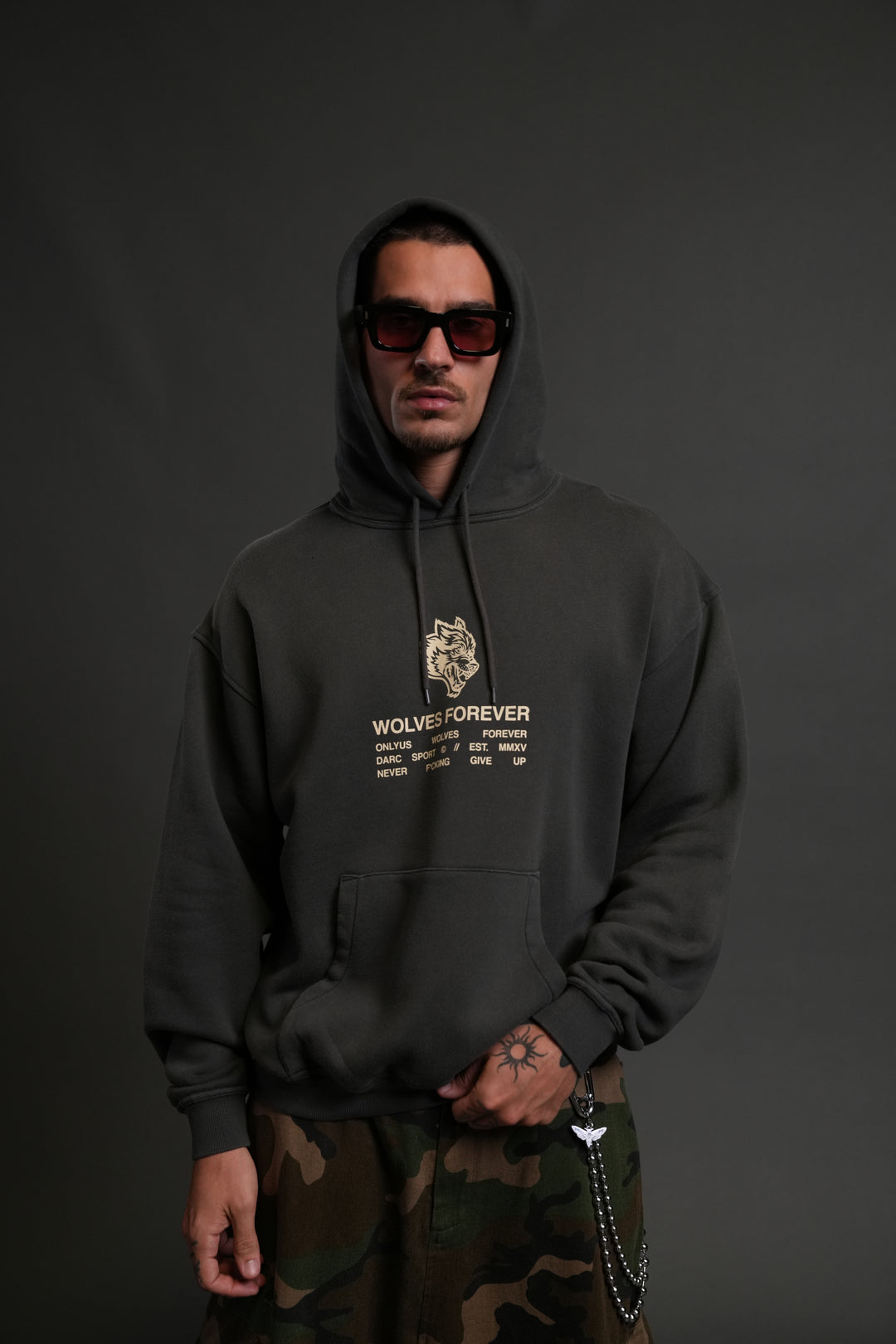 Wolves Have Your Back "Bishop" Hoodie in Wolf Gray Halo Wash