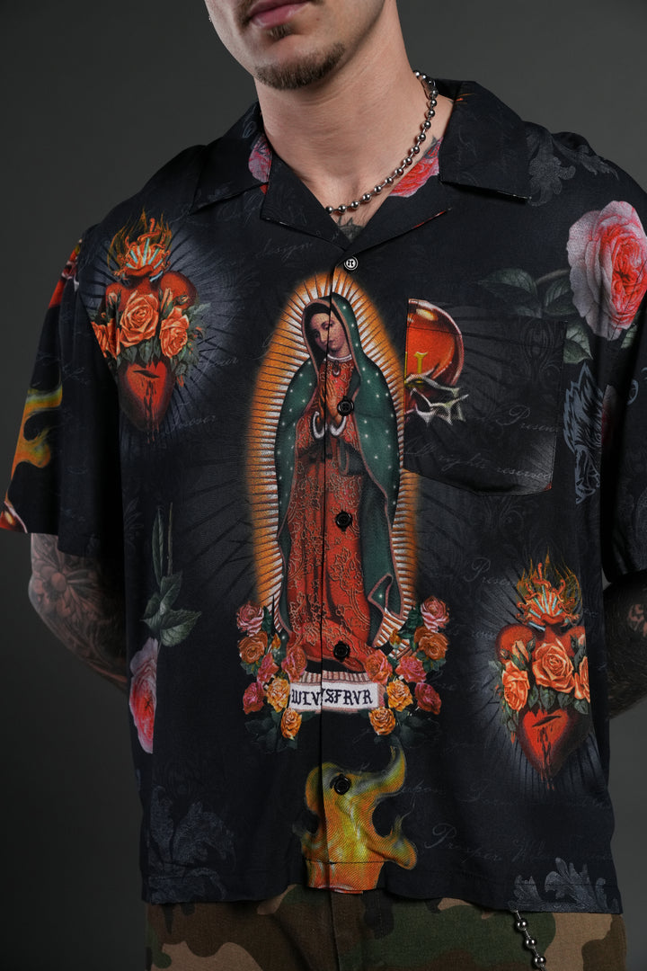Sacred Path Mid-Length Button Up in Corazon de Oscuridad