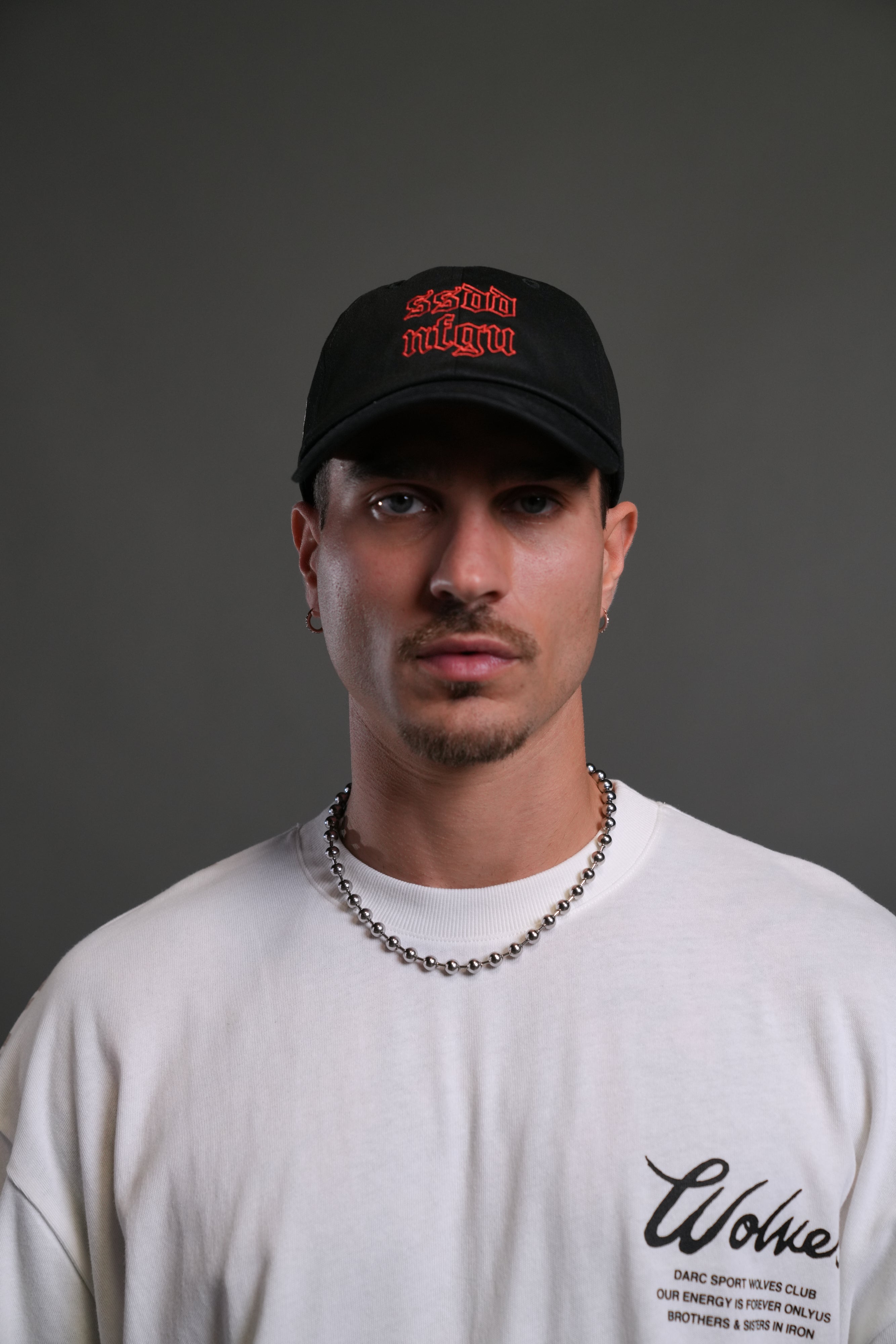 SSDDNFGU Wolf Dad Hat V2 in Black