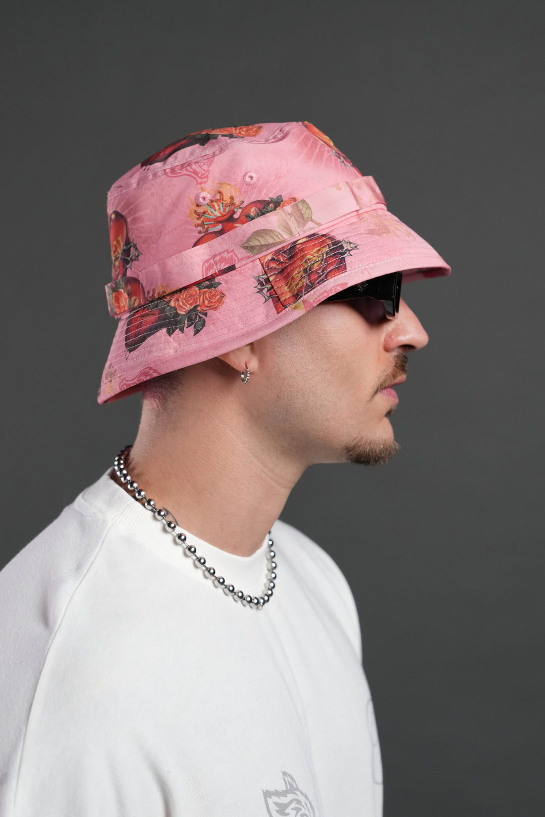 Wolf Patch V2 Boonie Bucket Hat in Corazon de Devocion