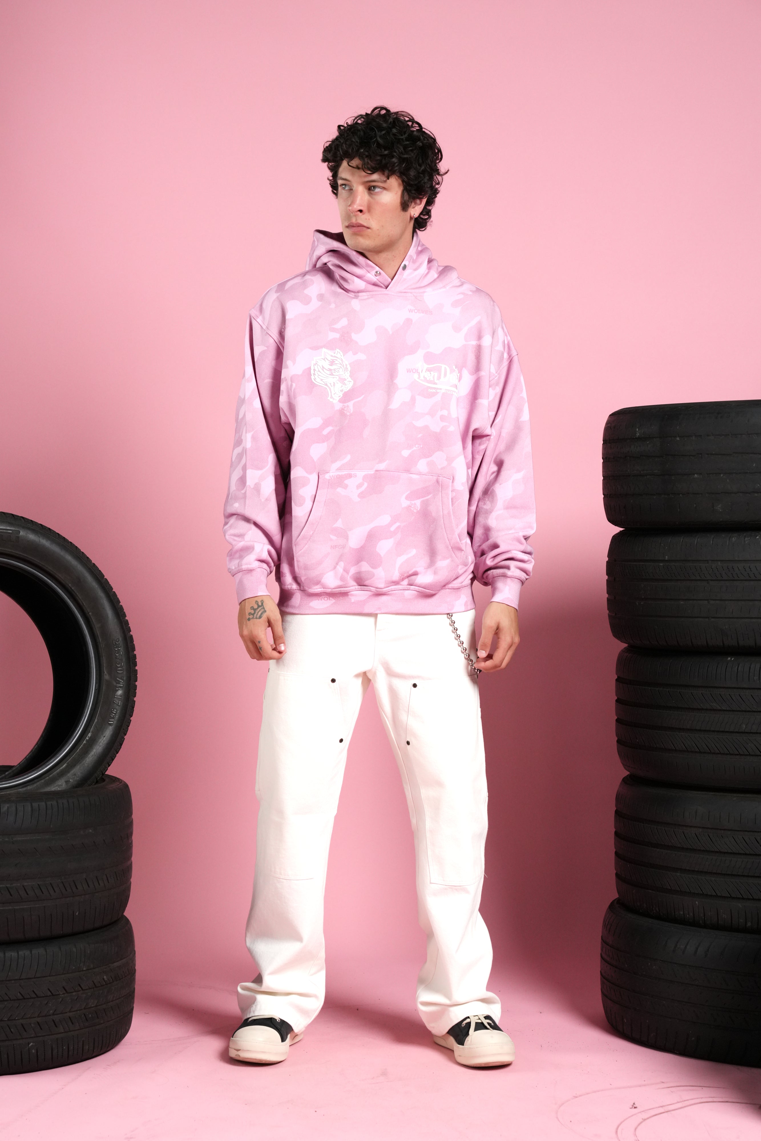 Von Wild Pierce Hoodie in Dsvd Bubblegum Camo