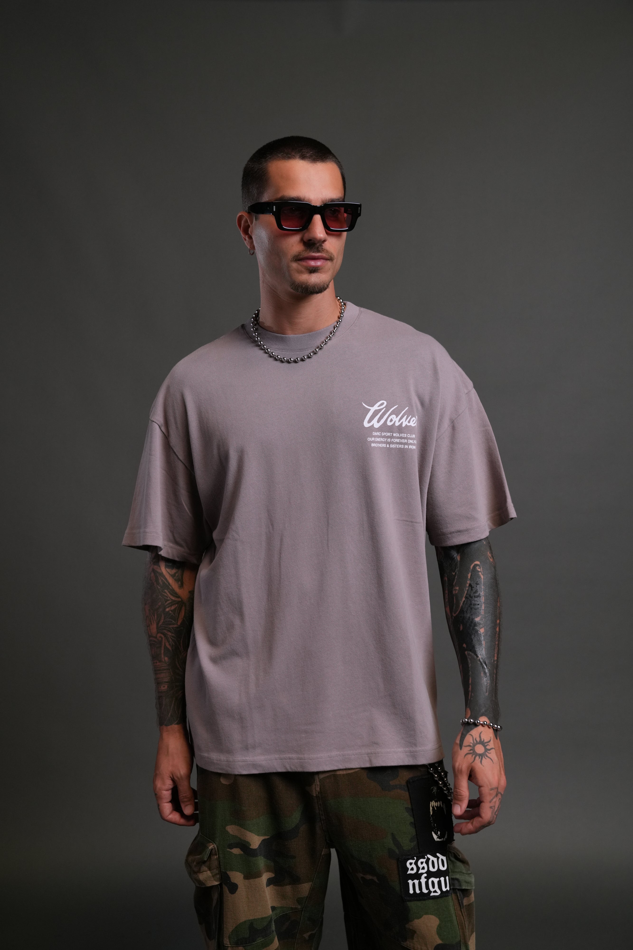 Western Wolves Forever "Premium" Oversized Tee in Pale Gray