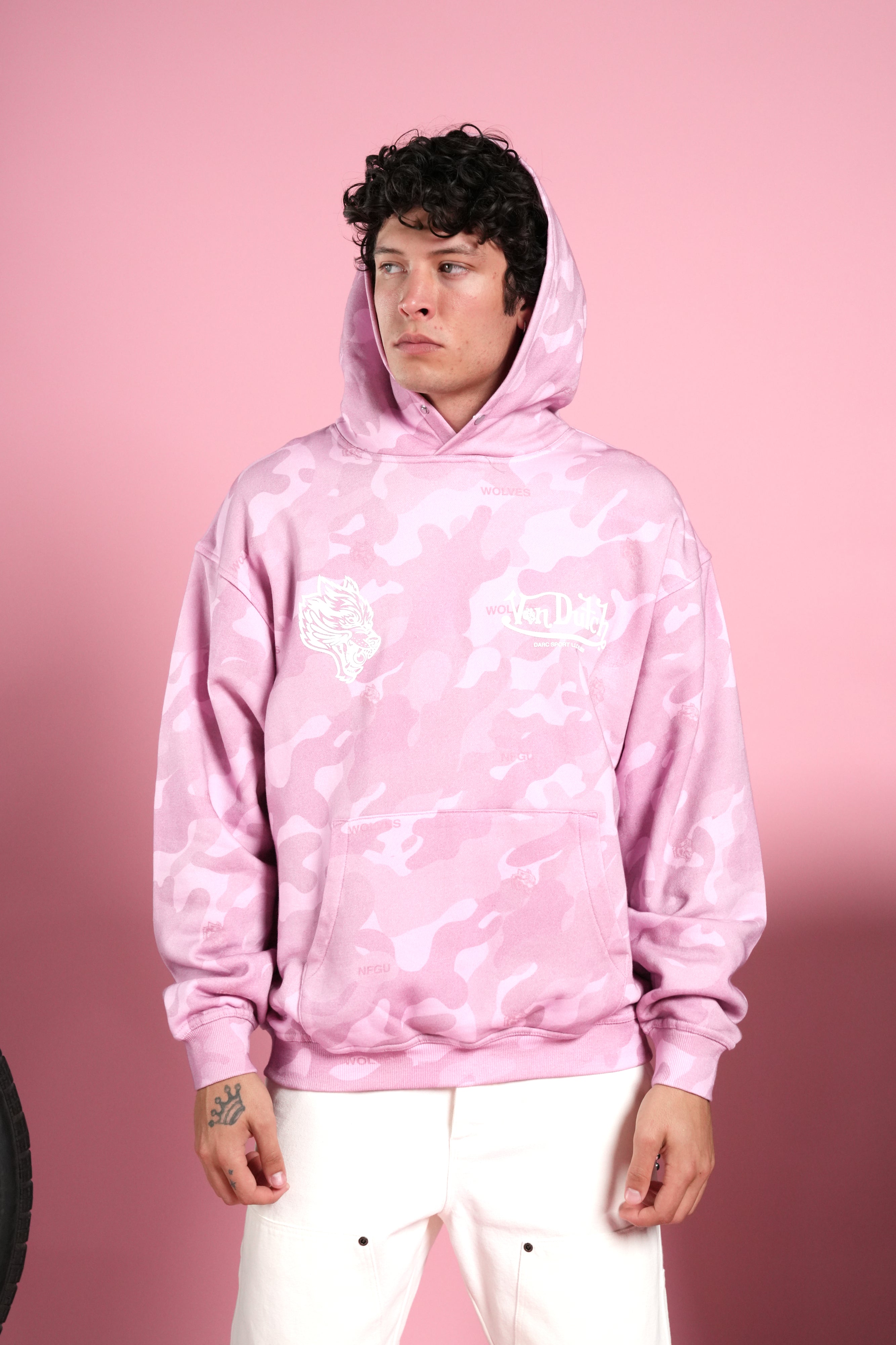 Von Wild Pierce Hoodie in Dsvd Bubblegum Camo