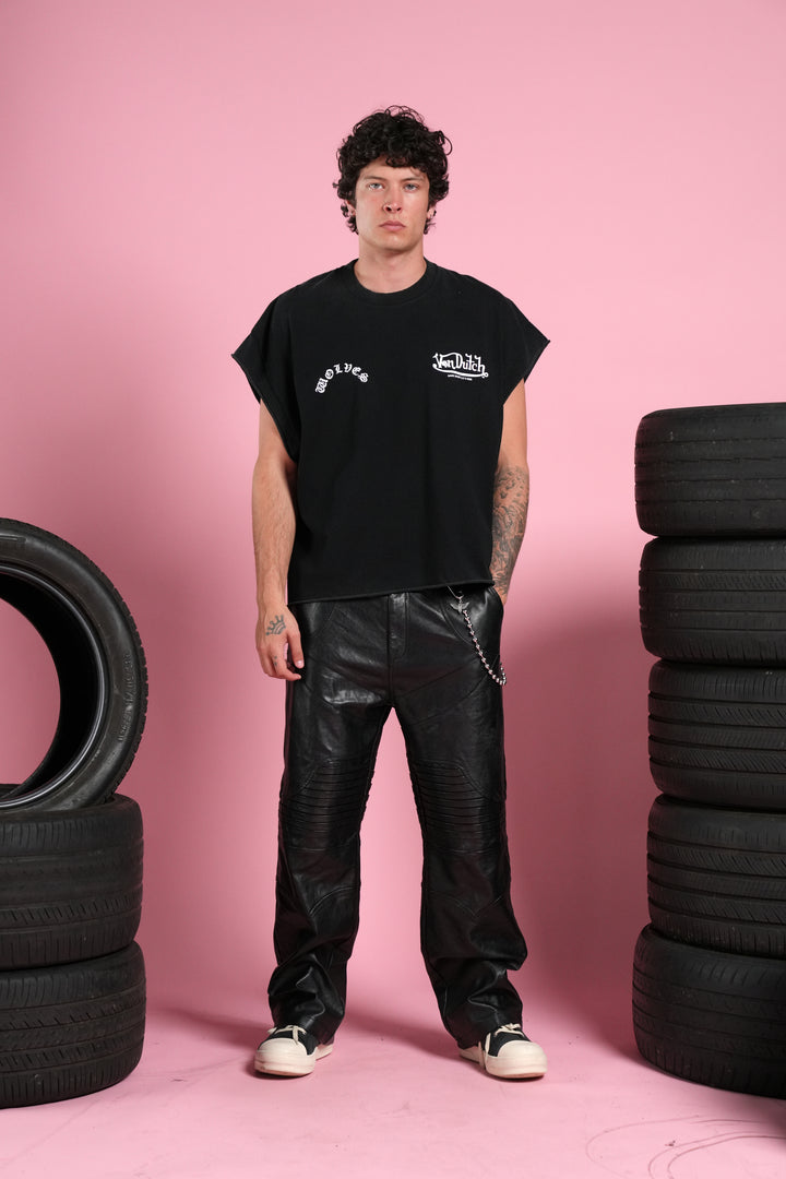 Von Darc Grunge Cut-Off Mid-Length Raw Hem Tee in Black