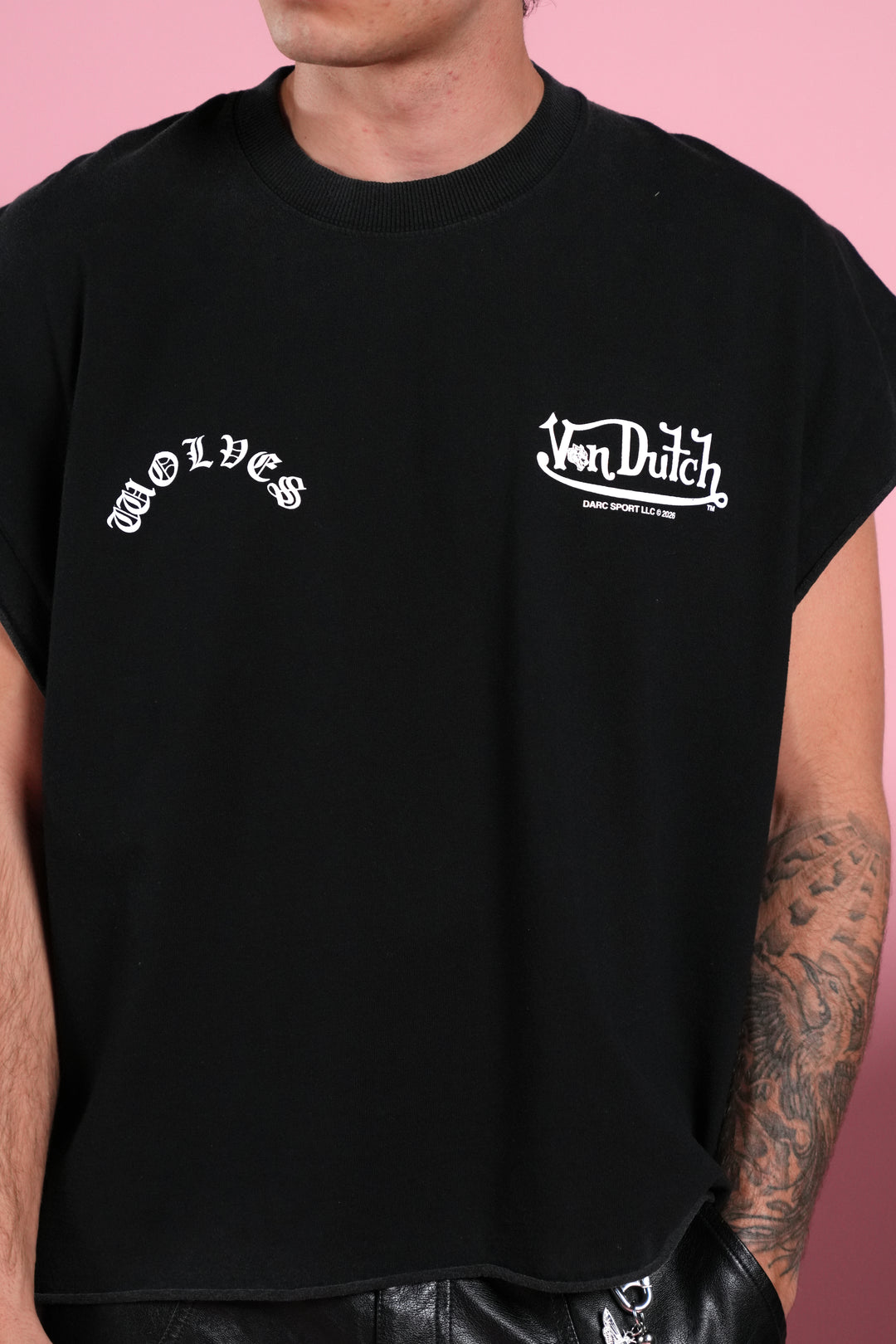 Von Darc Grunge Cut-Off Mid-Length Raw Hem Tee in Black