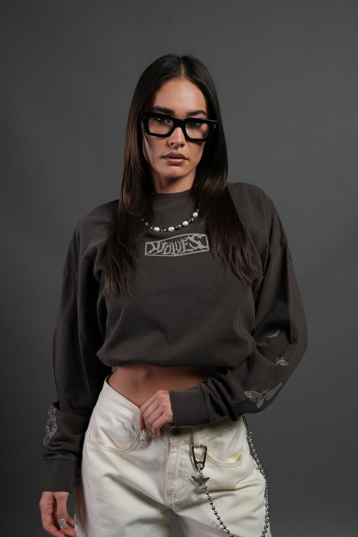 Wolves Valor Grunge Mid Length Raw Hem Ls Tee in Darc Brown Drift Wash