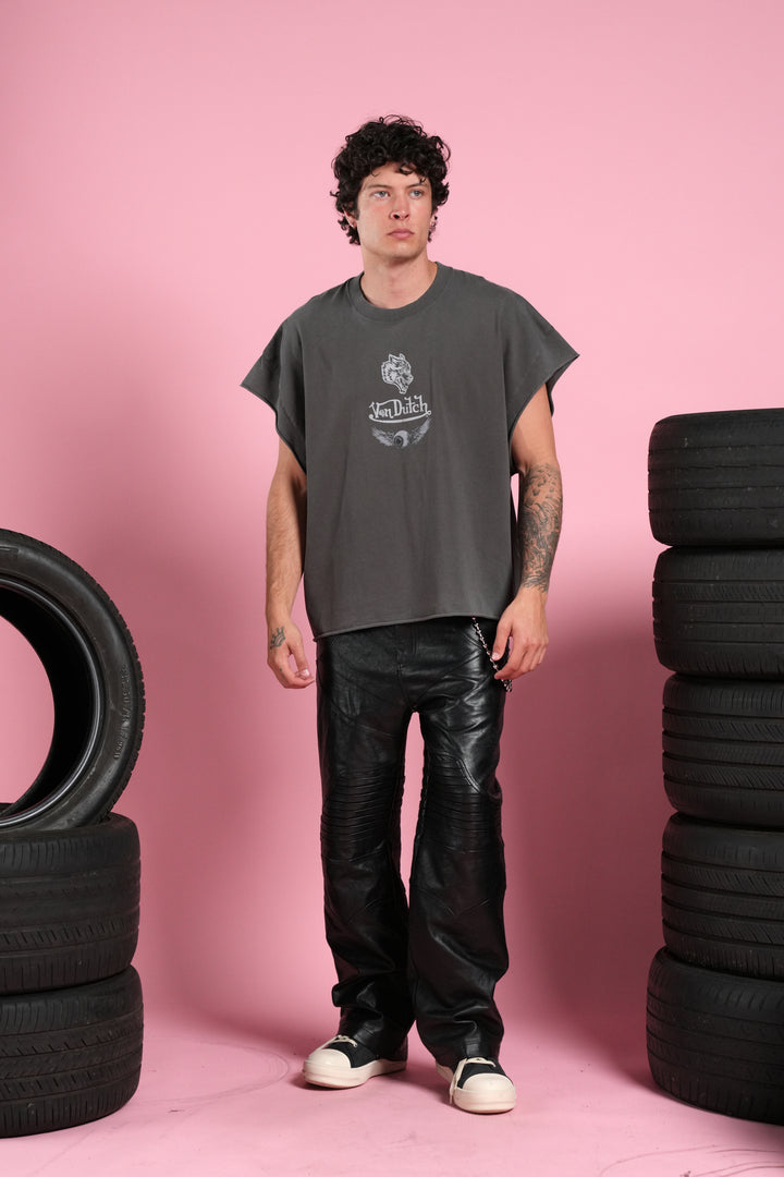 Take-Off Grunge Cut-Off Mid-Length Raw Hem Tee in Wolf Gray