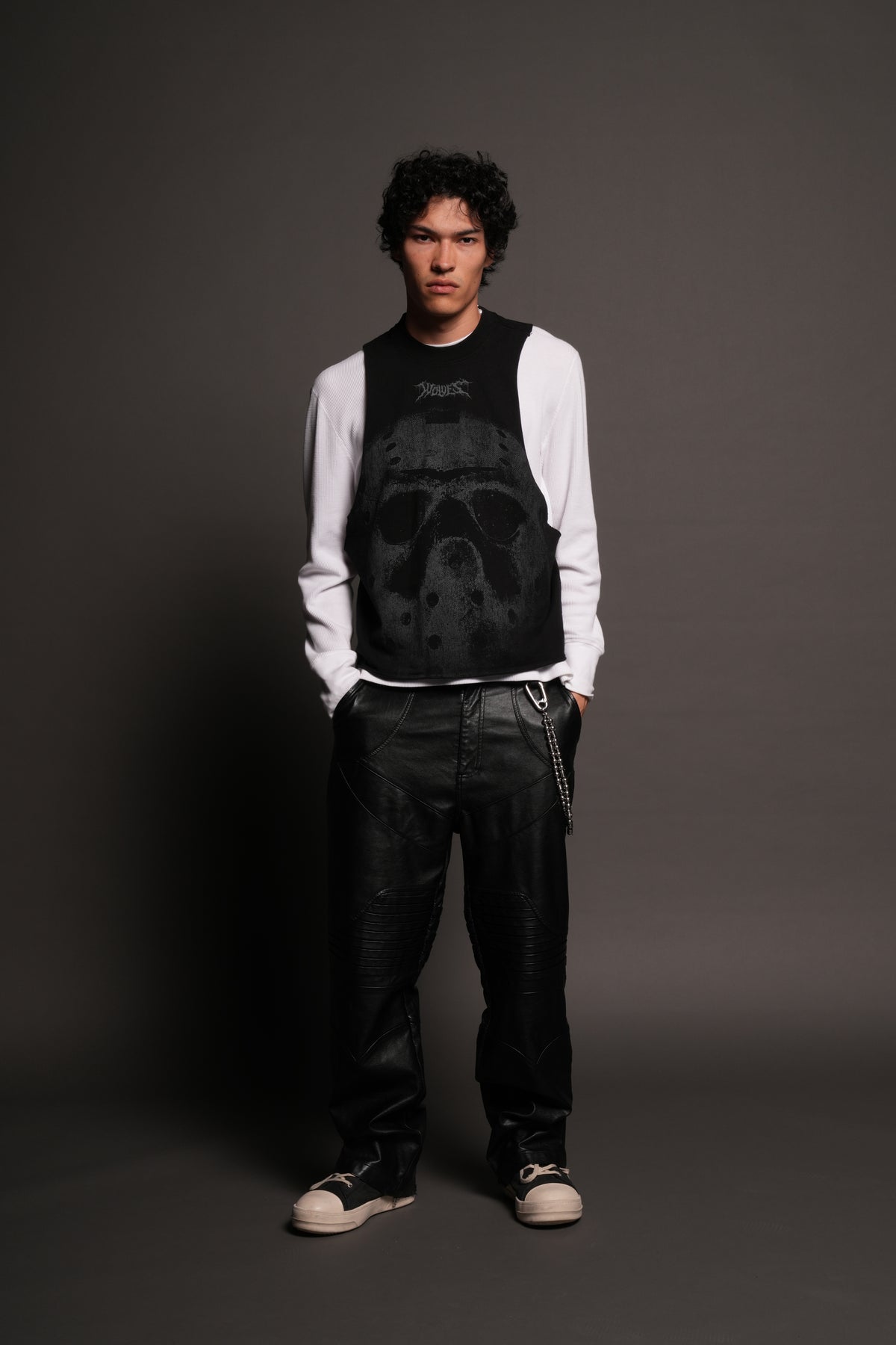 Jason Forever Grunge Raw Hem Box Cut Tommy Muscle Tee In Black