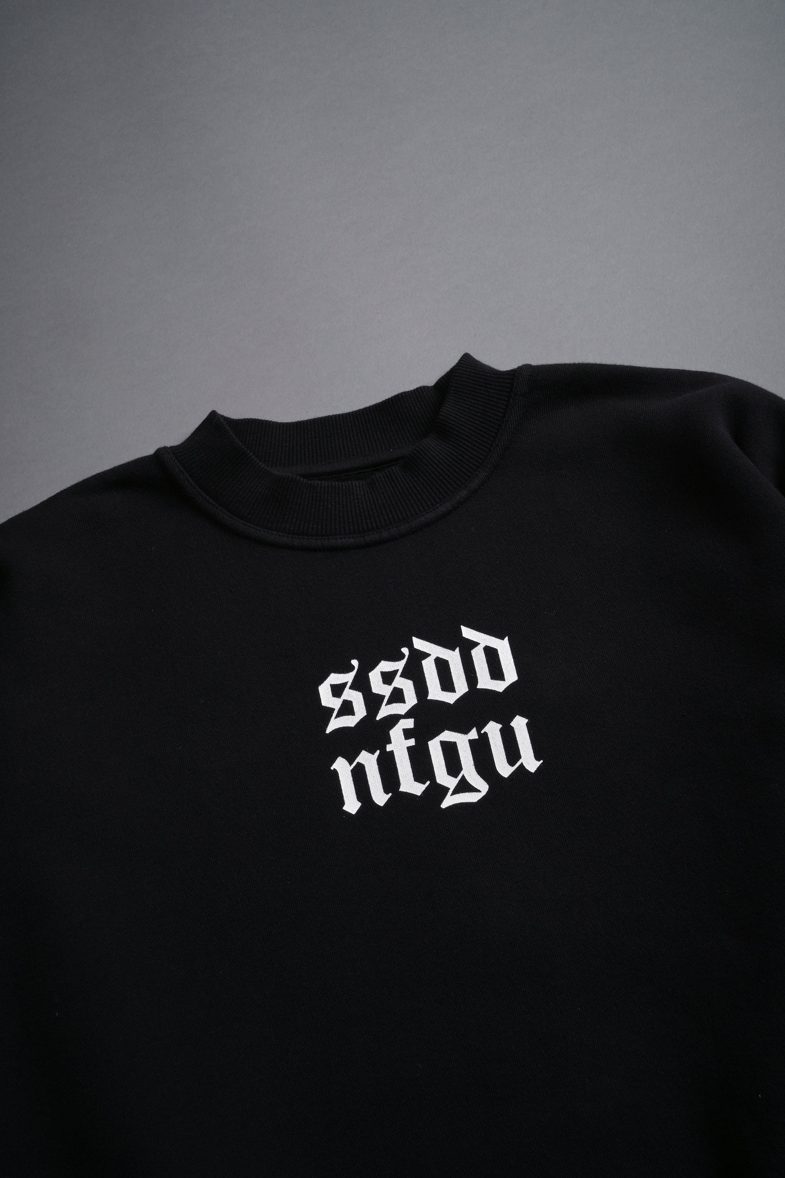 Big SSDD NFGU She London Crewneck in Black – DarcSport