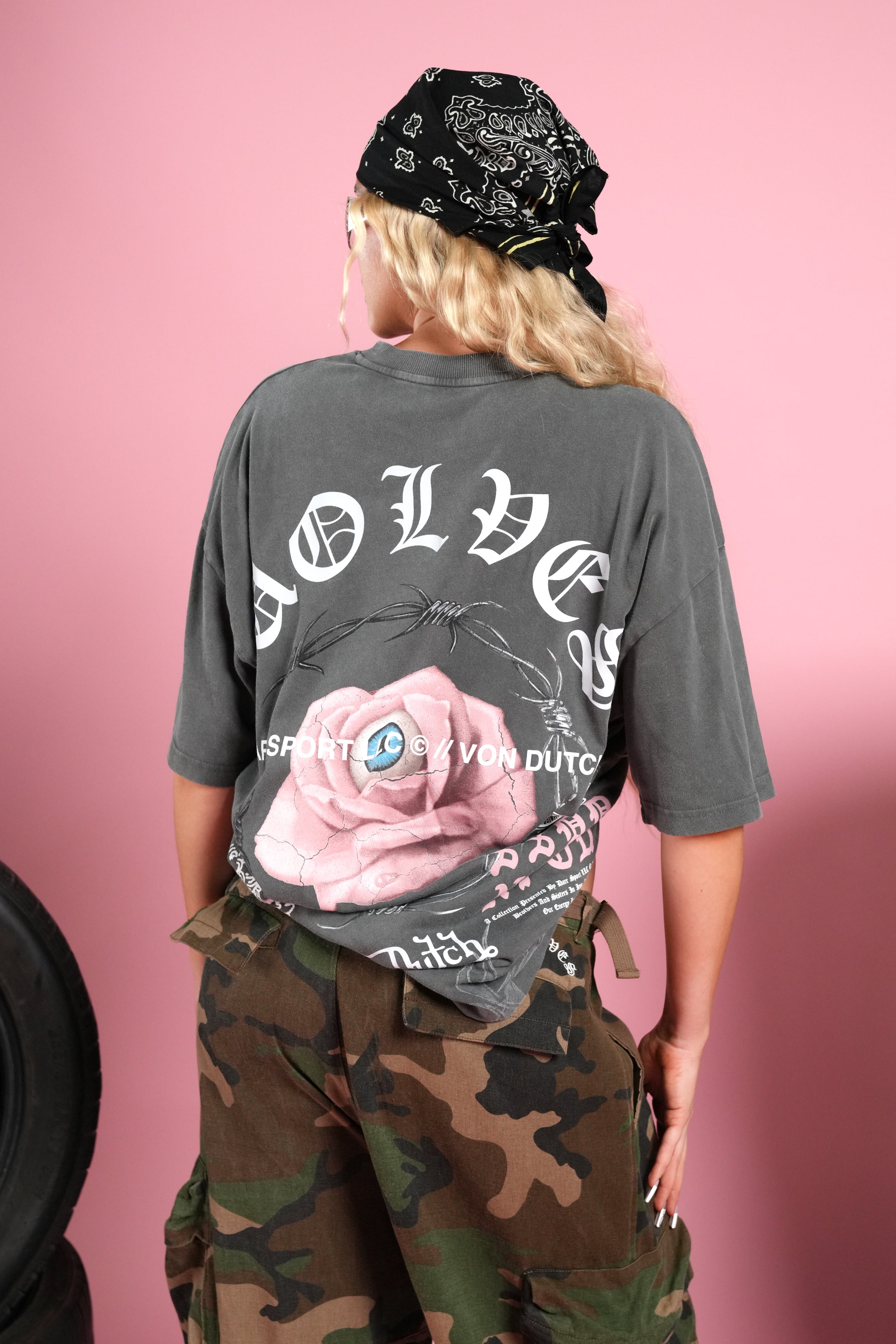 Eye Of The Beholder V2 Premium Oversized Tee in Wolf Gray