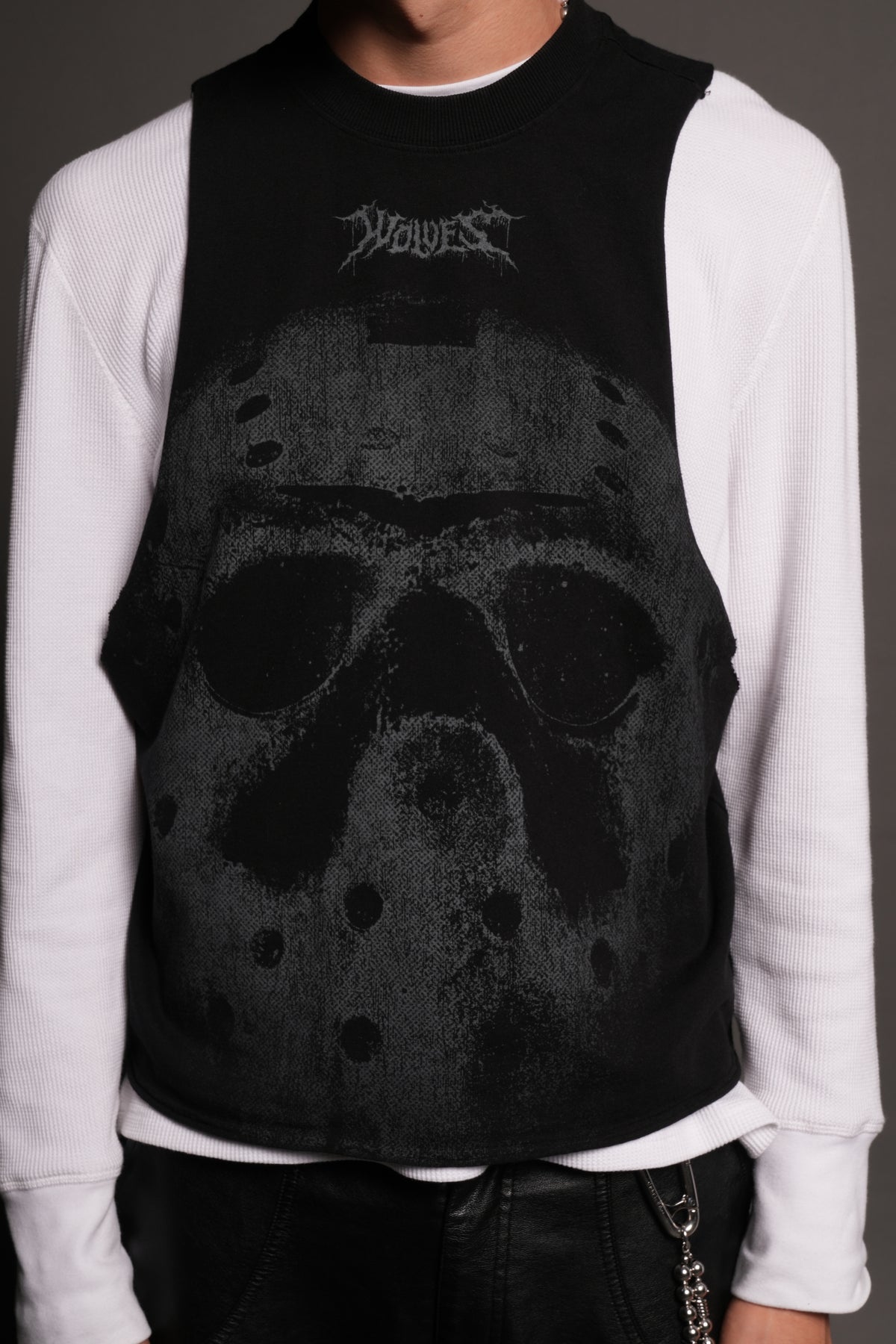 Jason Forever Grunge Raw Hem Box Cut Tommy Muscle Tee In Black