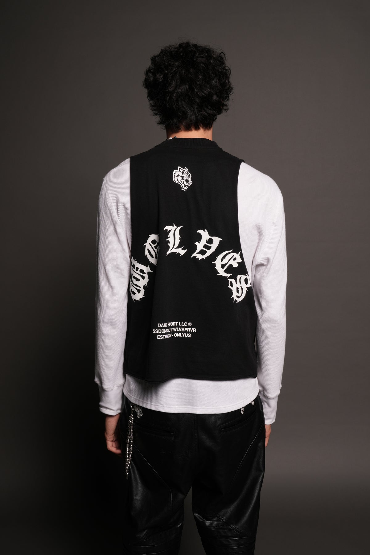 Jason Forever Grunge Raw Hem Box Cut Tommy Muscle Tee In Black