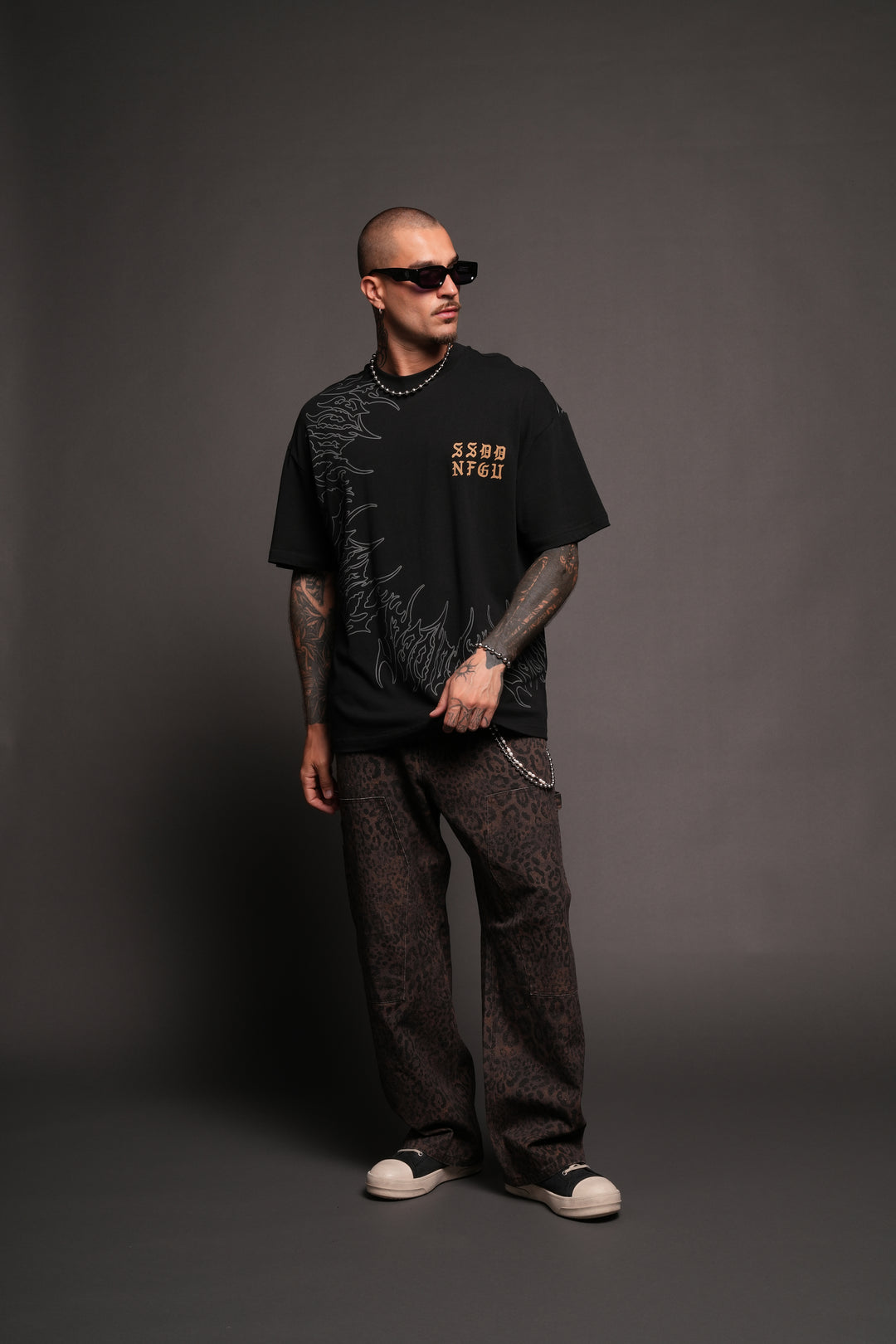 Cherub Hesh Premium Tee In Black