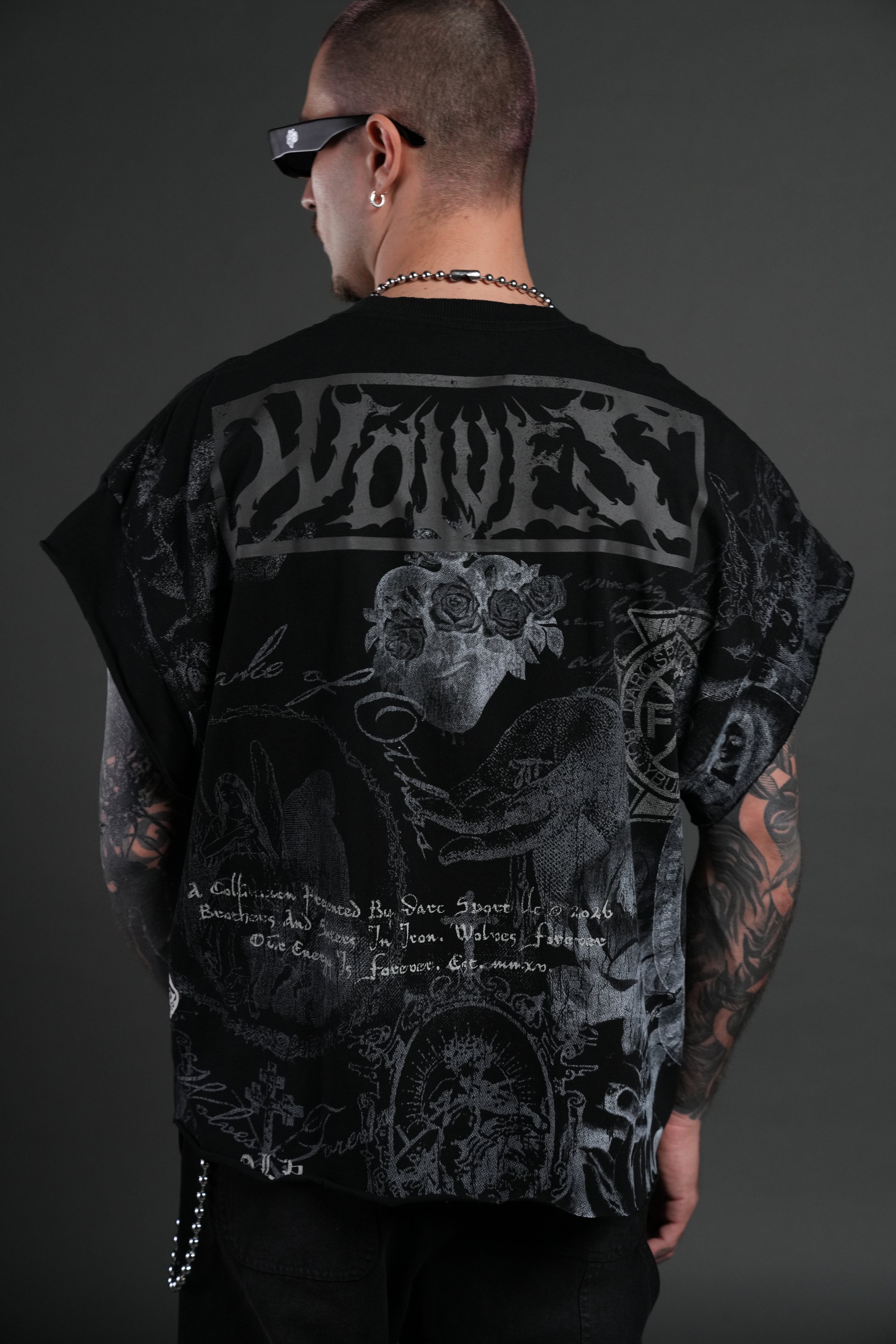 Heart of Thorns Distressed Grunge Cut-Off Mid-Length Raw Hem Tee