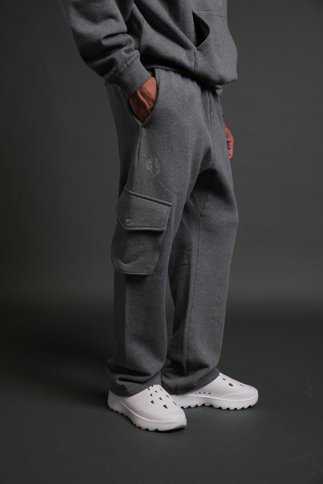 Wolf Chopper Bigelow Cargo Sweat Pants in Darc Athletic